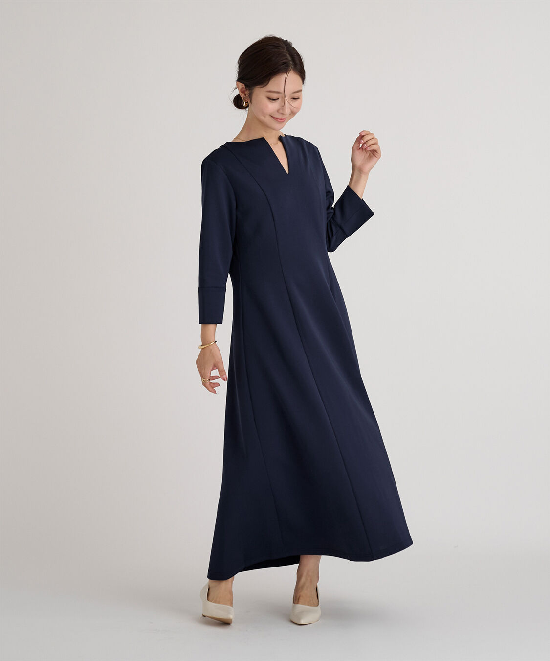 ur's「ボンディングキーネックウエストシェイプワンピース」|ワンピース|