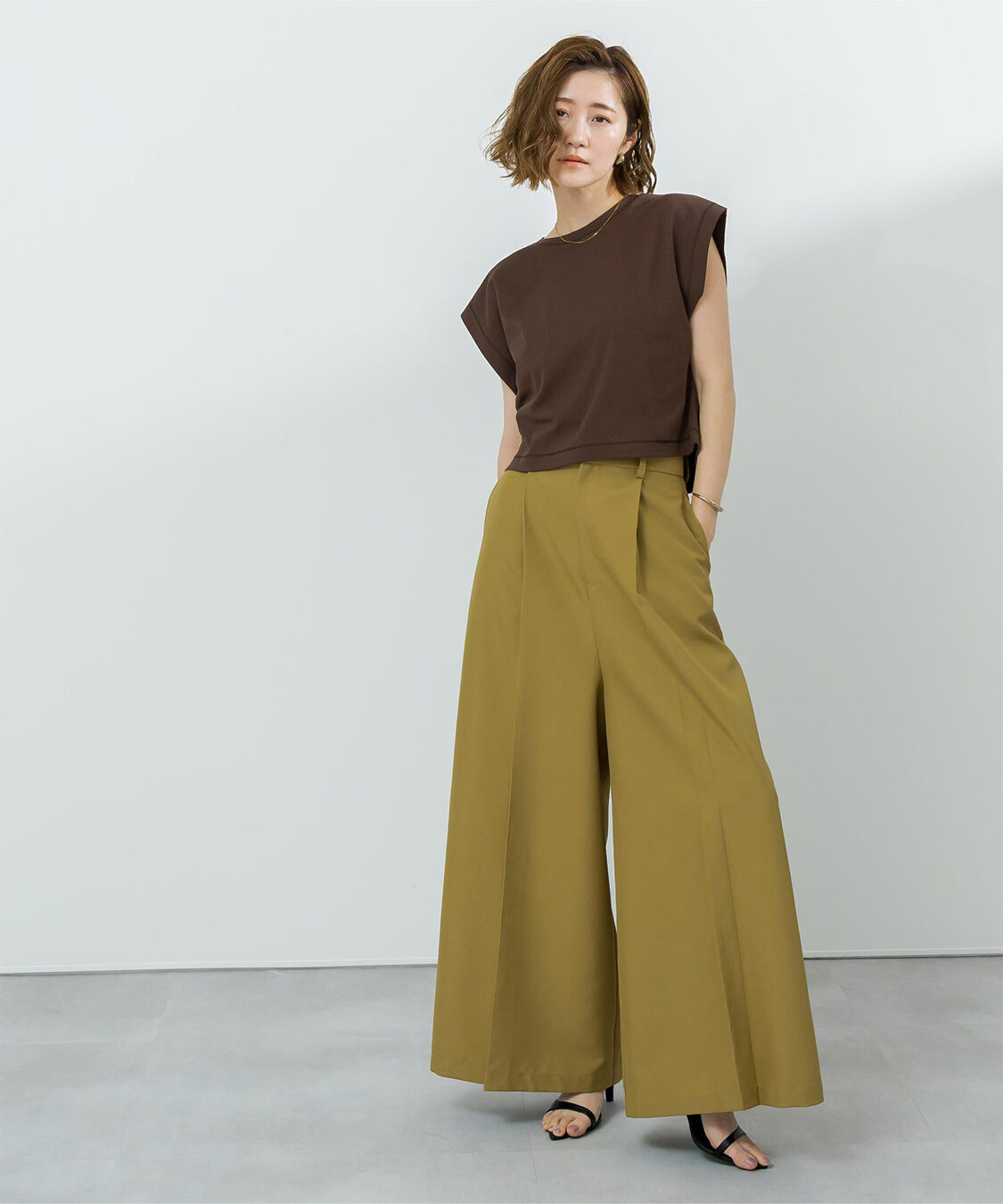 ur's「汗染み防止ワイドスリーブTシャツ」|Tシャツ・カットソー|