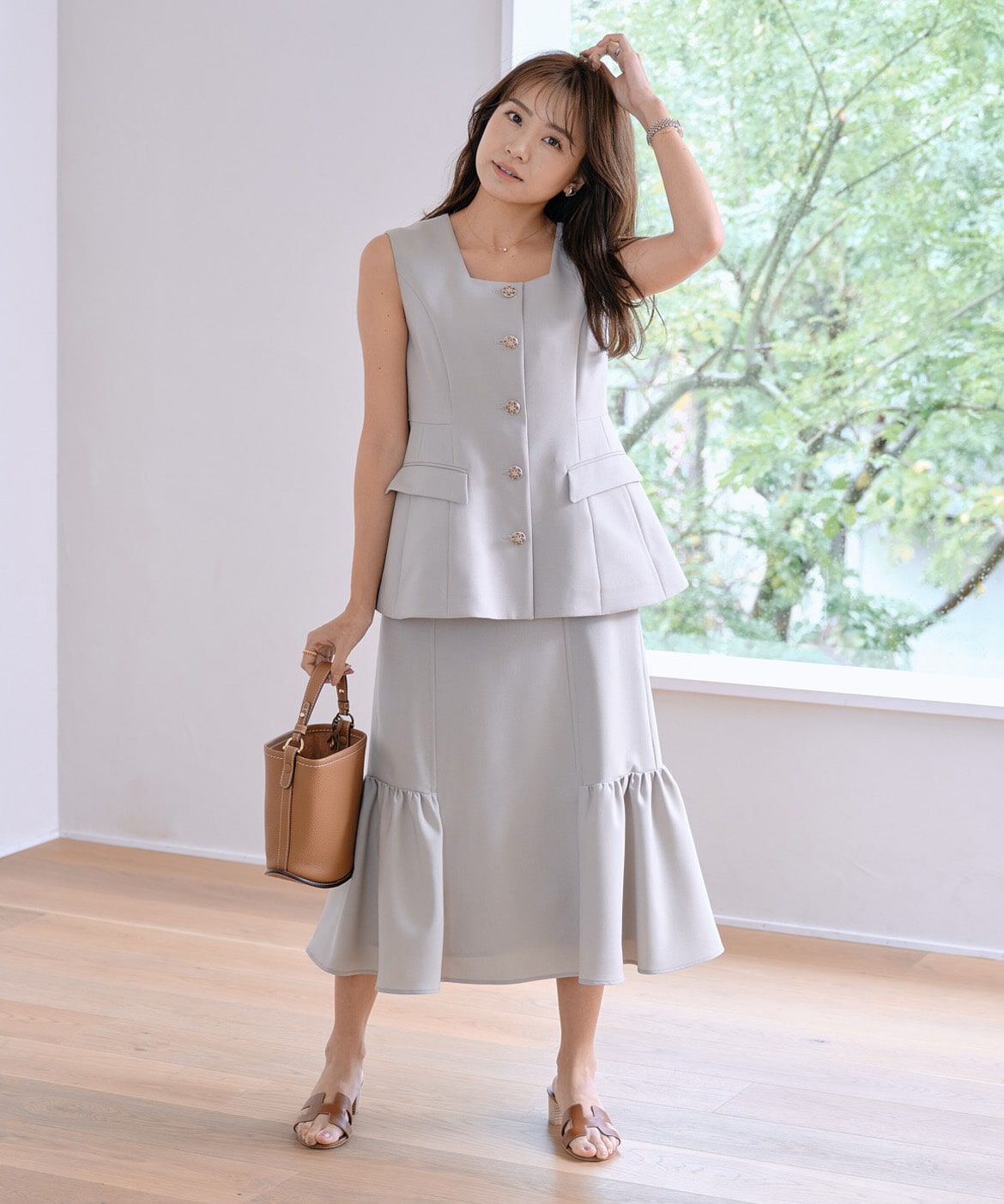 Maglie le cassetto「《曽田茉莉江コラボ》&ldquo;涼しげ&rdquo;華やぎジレブラウス」|ダウンベスト・ベスト|