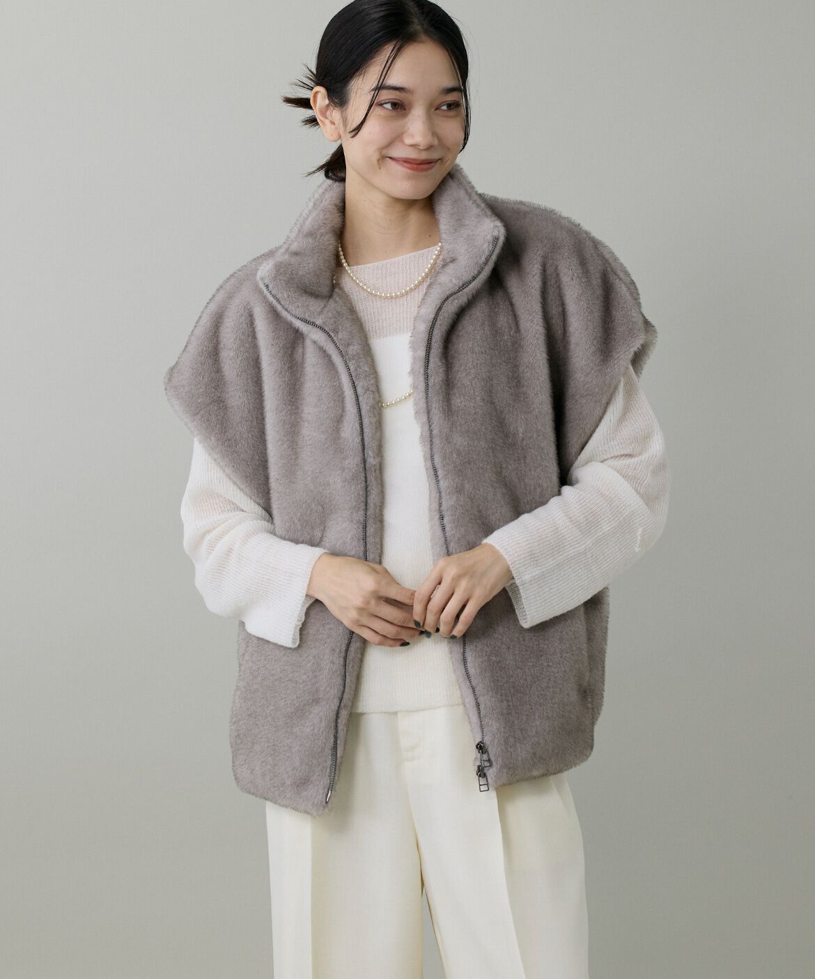 【新品】L’ECRIN エコファーフーディベスト 38 試着のみ BAB（バブ） ベスト ジレ ロングプードルエコファーベスト レディース