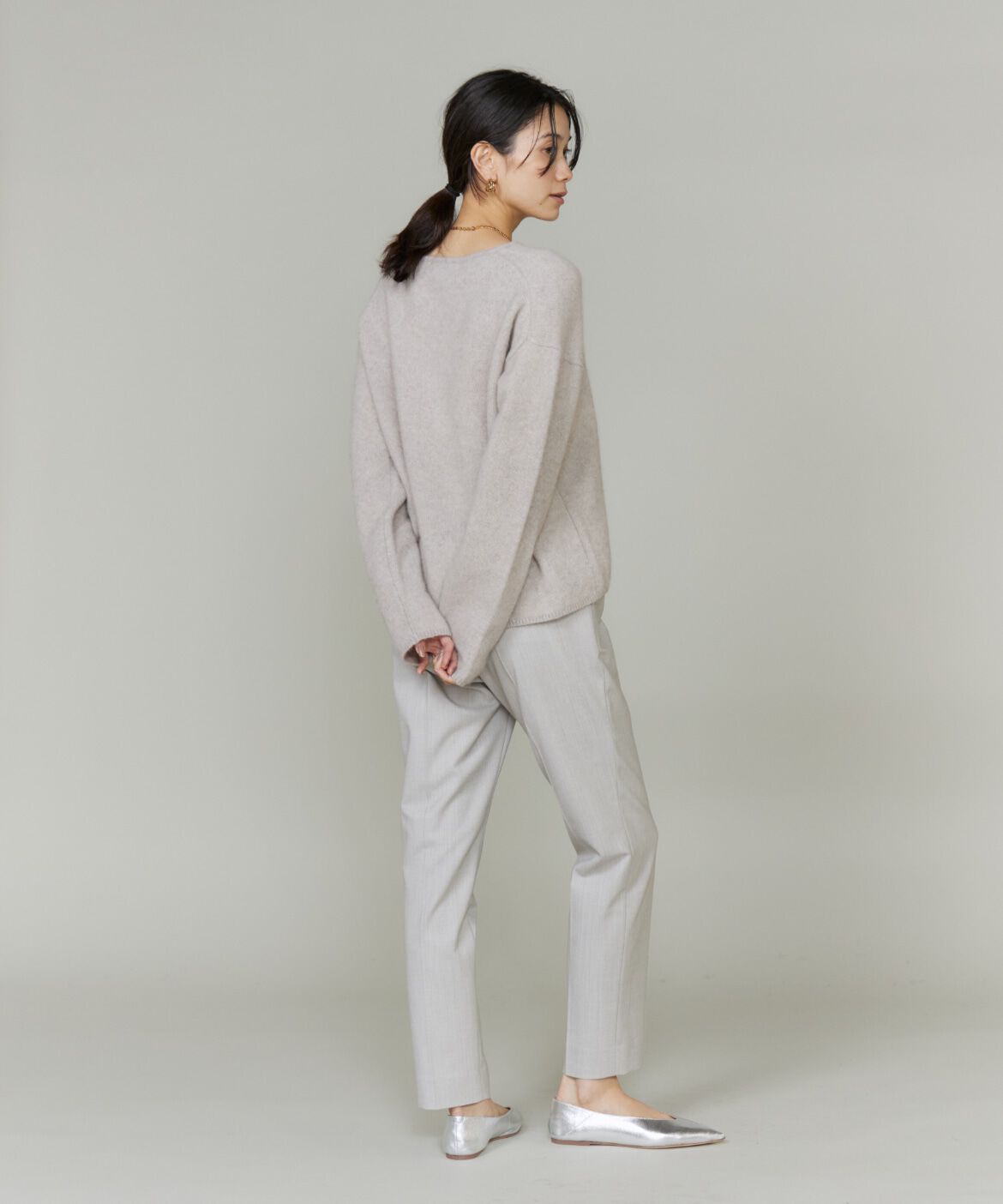 INED「《大きいサイズ》チャイニーズラクーンVネックニット」|ニット・セーター|