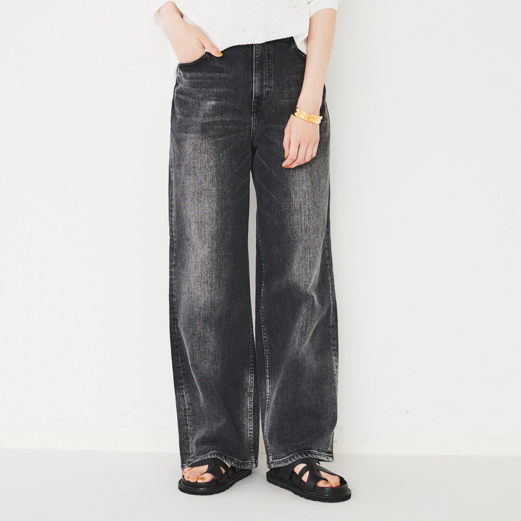 UNTITLED「【Healthy DENIM】 Pink Pepper（ピンクペッパー）ワイドストレートデニム」|デニム|ブラック(019)