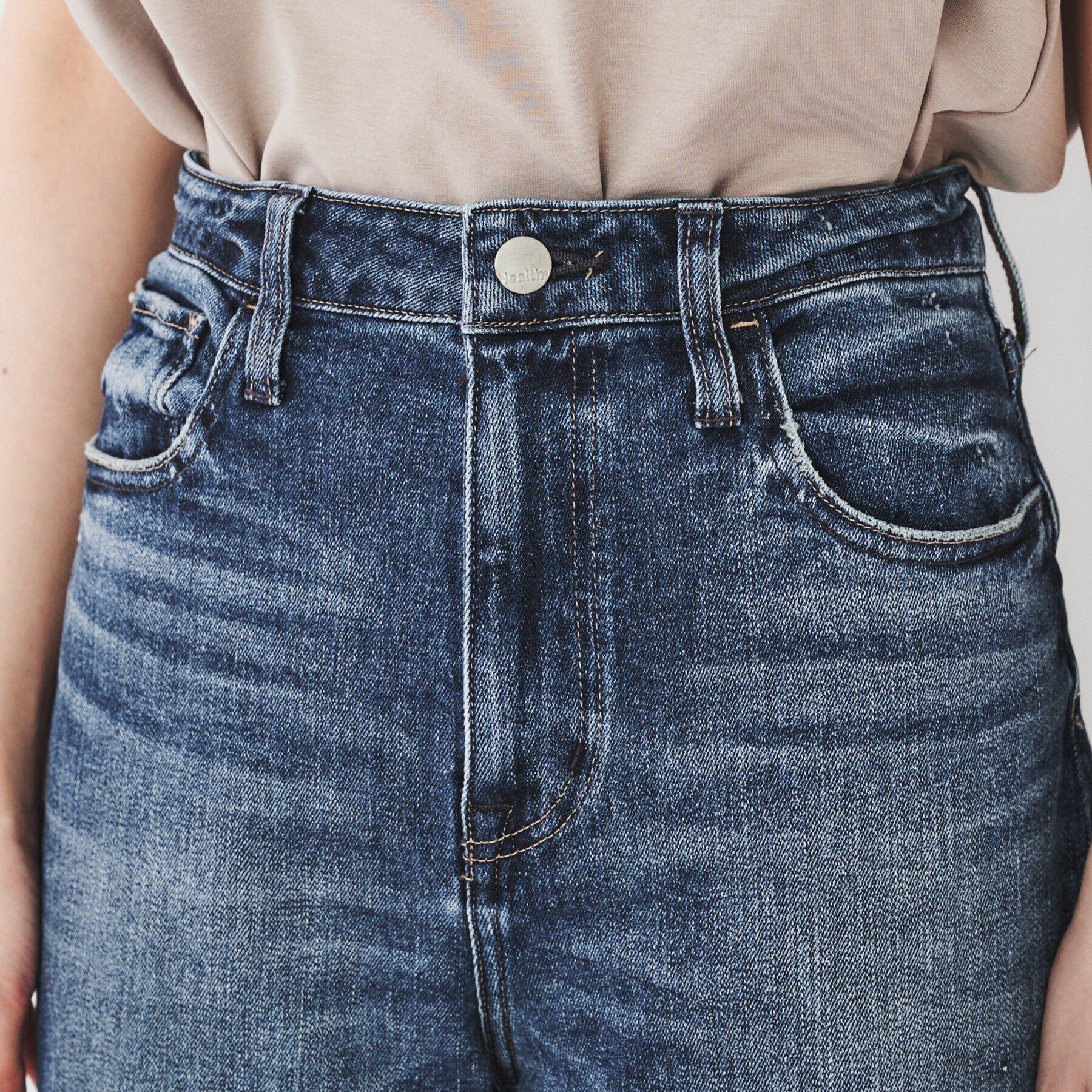 UNTITLED「【Healthy DENIM】 Pink Pepper（ピンクペッパー）ワイドストレートデニム」|デニム|