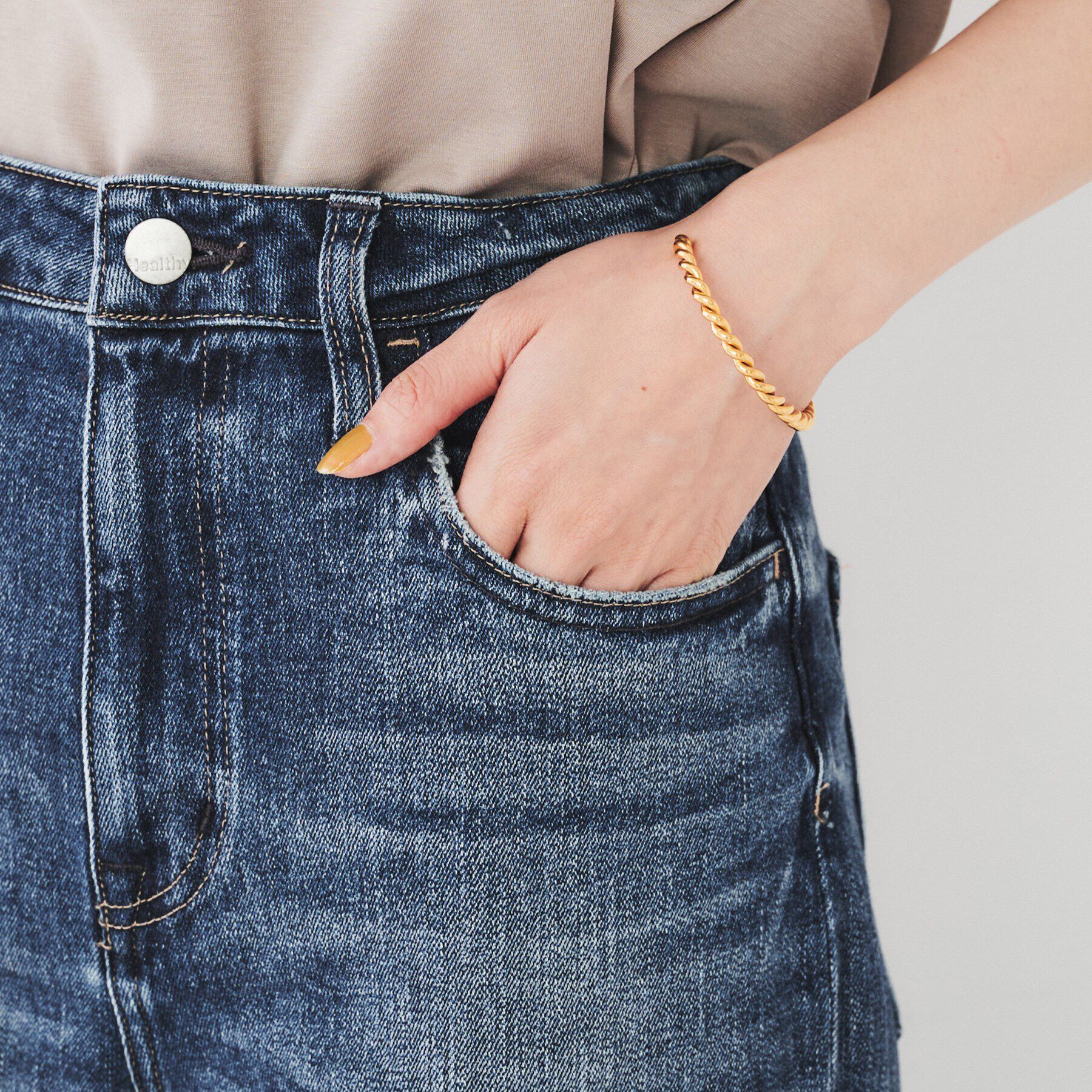 UNTITLED「【Healthy DENIM】 Pink Pepper（ピンクペッパー）ワイドストレートデニム」|デニム|