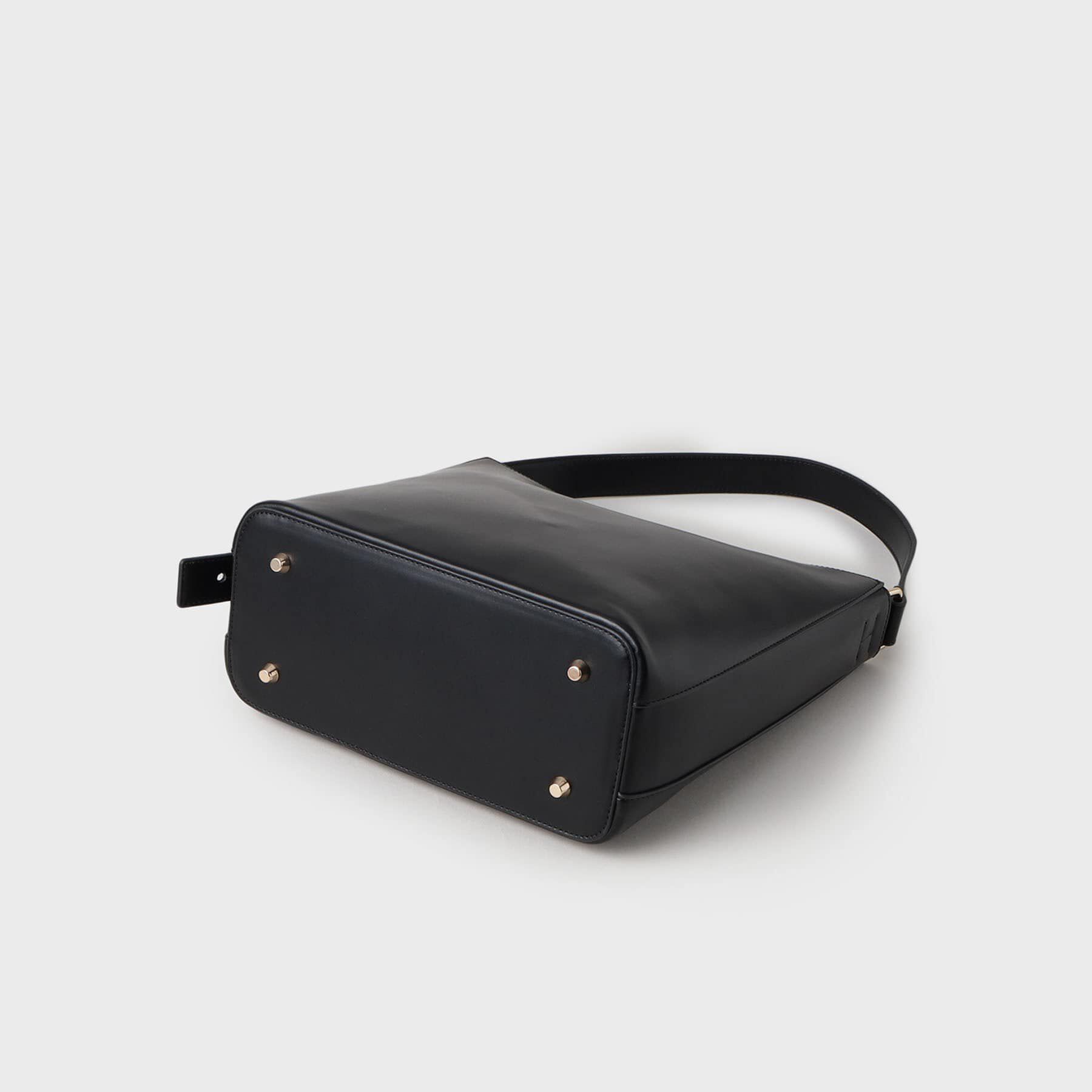 UNTITLED「ボックスワンショルダー」|ショルダー・メッセンジャー|