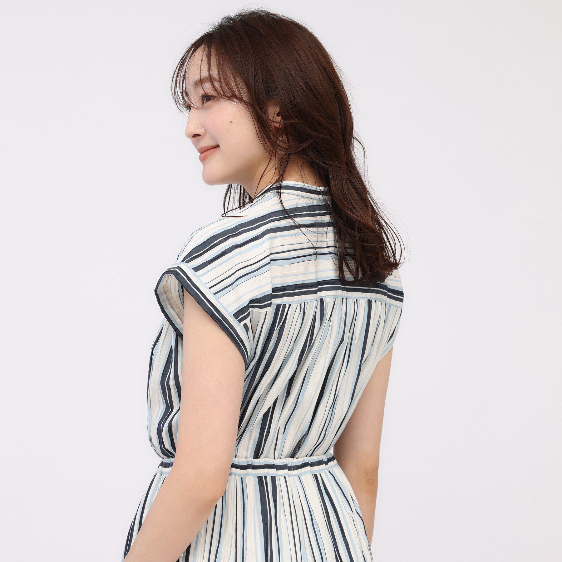 UNTITLED「【セットアップ可能】ラメストライプシャツ」|シャツ・ブラウス|