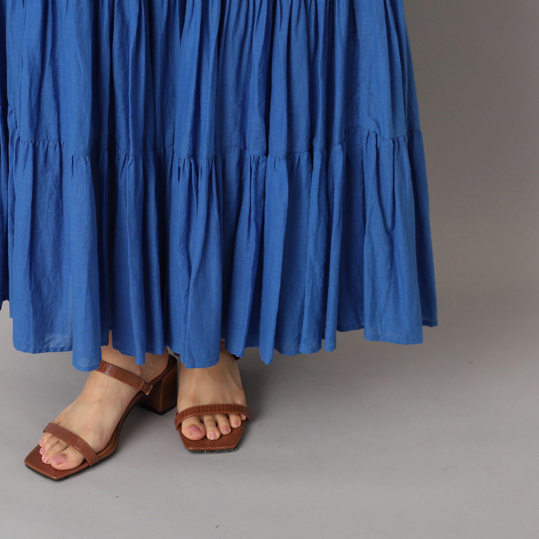 DRESSTERIOR「【大人百花春号掲載 モデル美香さん着用】洗える/コットンボイルティアードスカート」|スカート|