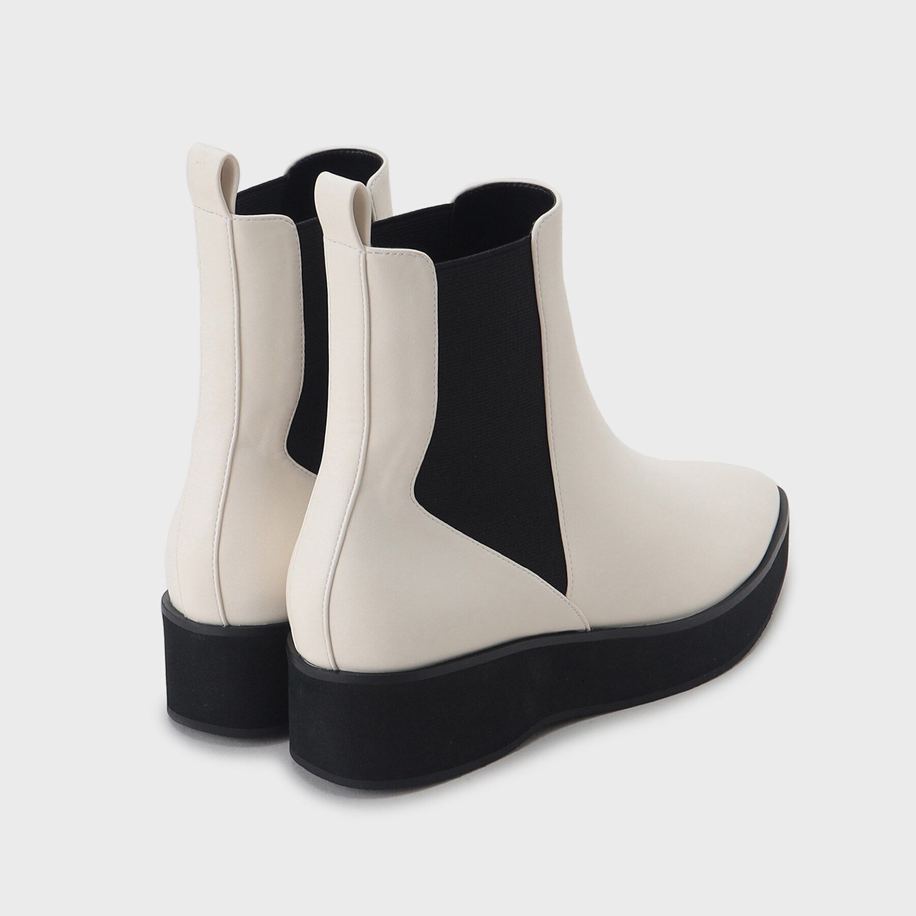 INDIVI「【合皮】シャープサイドゴアブーツ」|ショートブーツ|