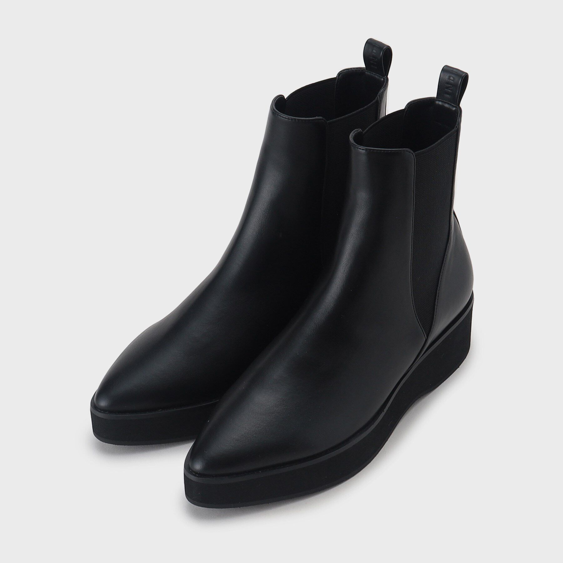 INDIVI「【合皮】シャープサイドゴアブーツ」|ショートブーツ|ブラック(019)