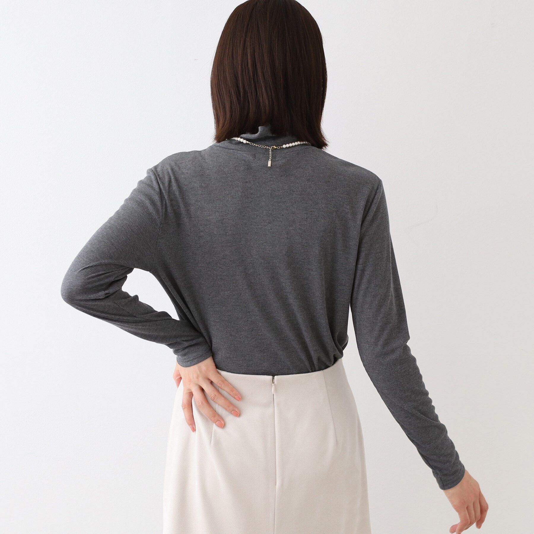 INDIVI「【洗える／インナー活躍！】ハイネックカットソートップス」|Tシャツ・カットソー|