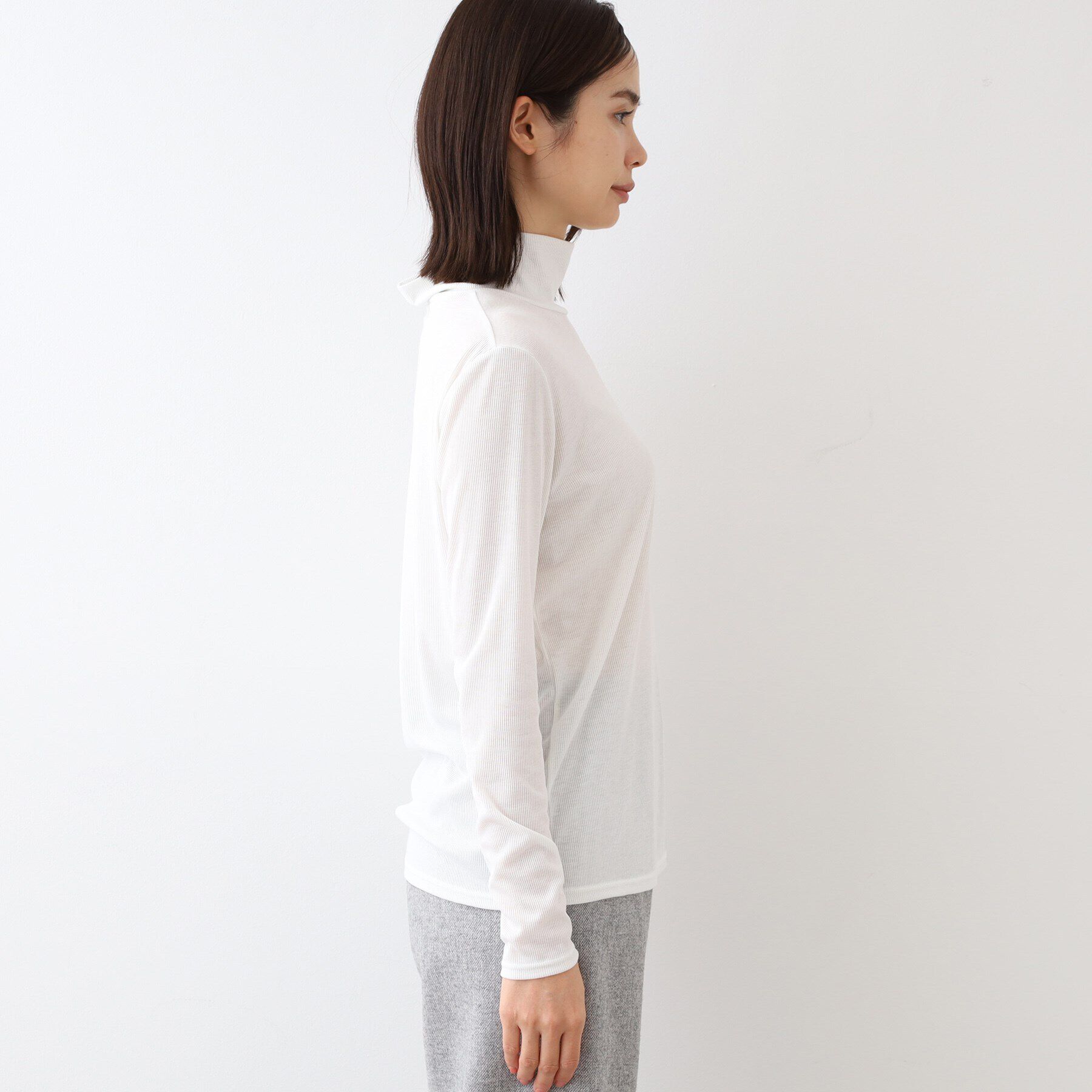 INDIVI「【洗える／インナー活躍！】ハイネックカットソートップス」|Tシャツ・カットソー|