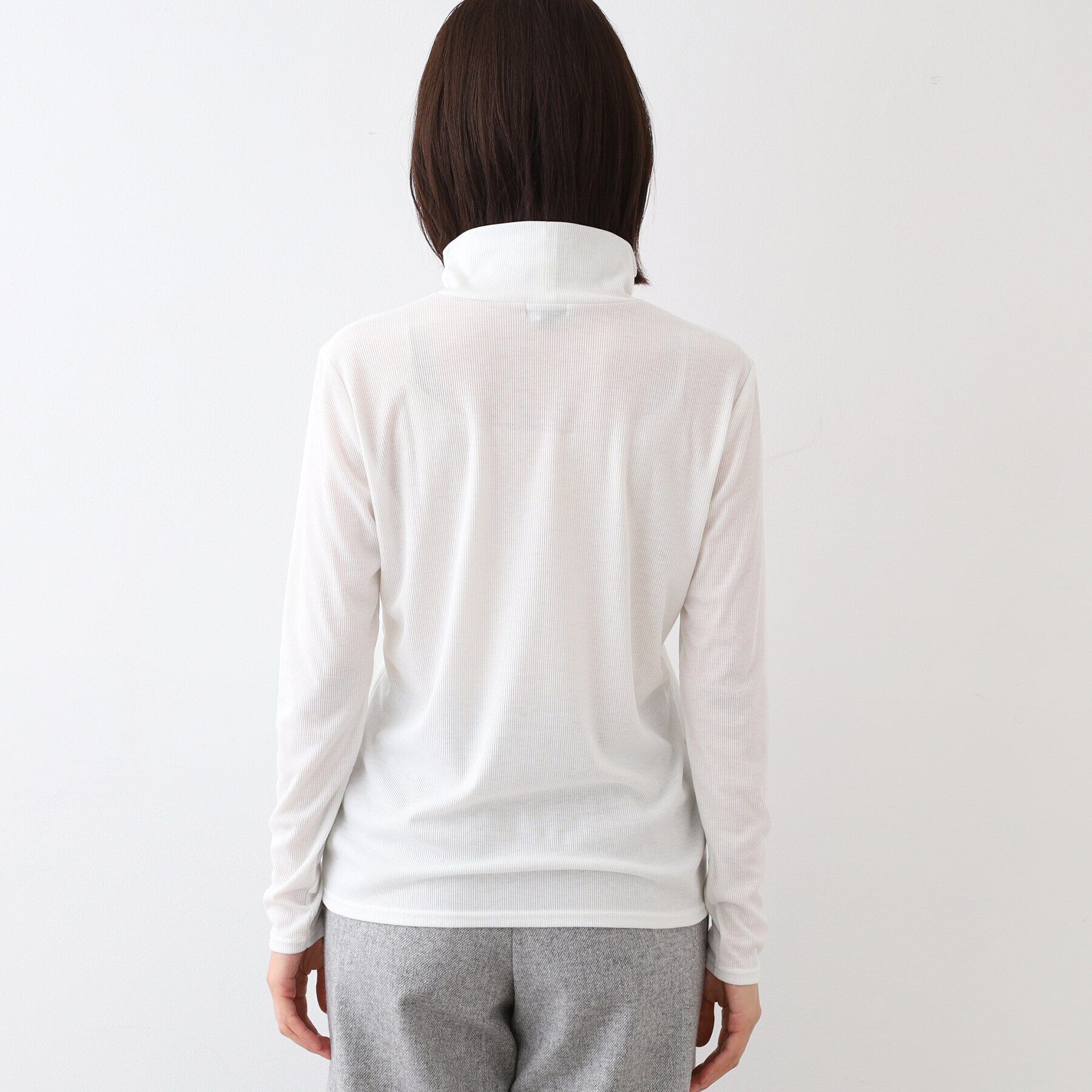 INDIVI「【洗える／インナー活躍！】ハイネックカットソートップス」|Tシャツ・カットソー|