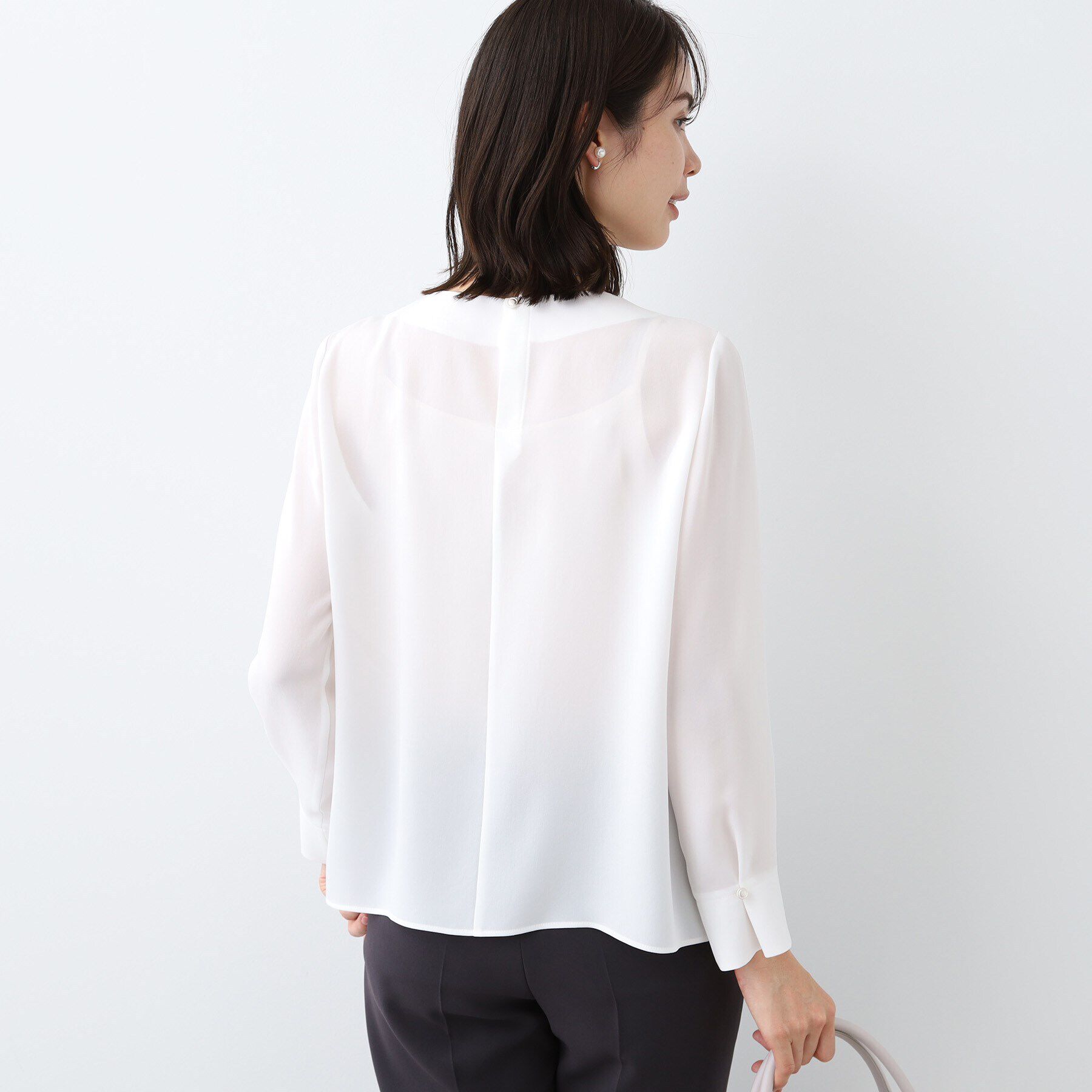INDIVI「【日本製／トリアセテート混】タックデザインブラウス」|シャツ・ブラウス|