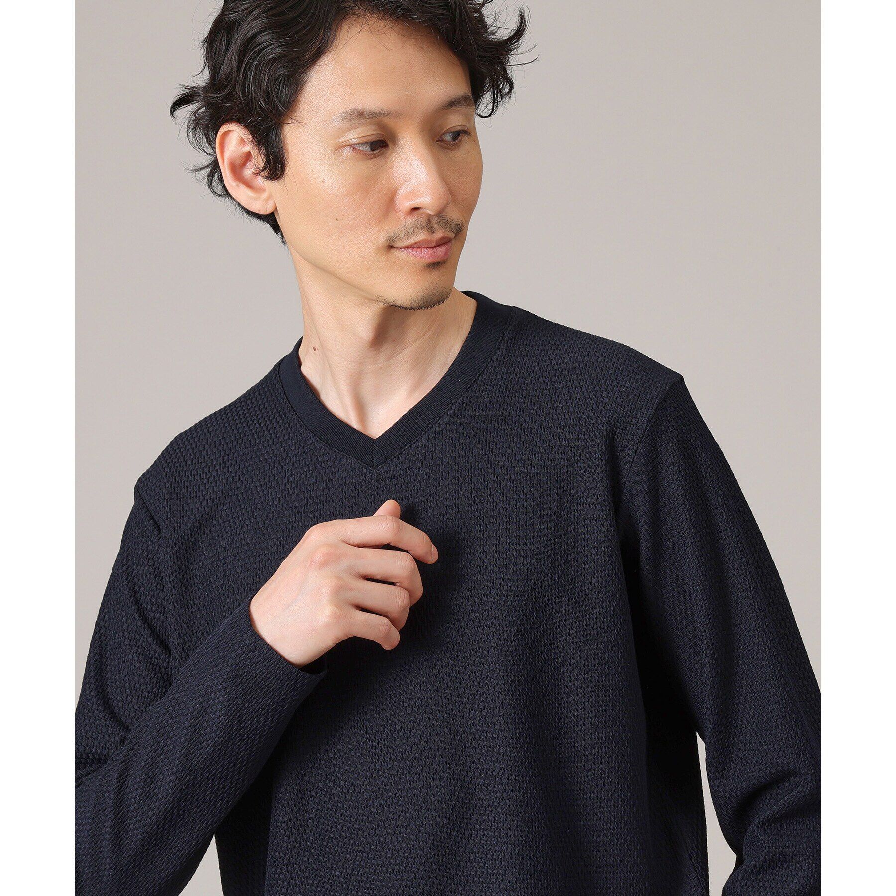 TAKEO KIKUCHI「【ジャケットインナー対応】リンクスウィーブ 長袖Vネックカットソー」|Tシャツ・カットソー|