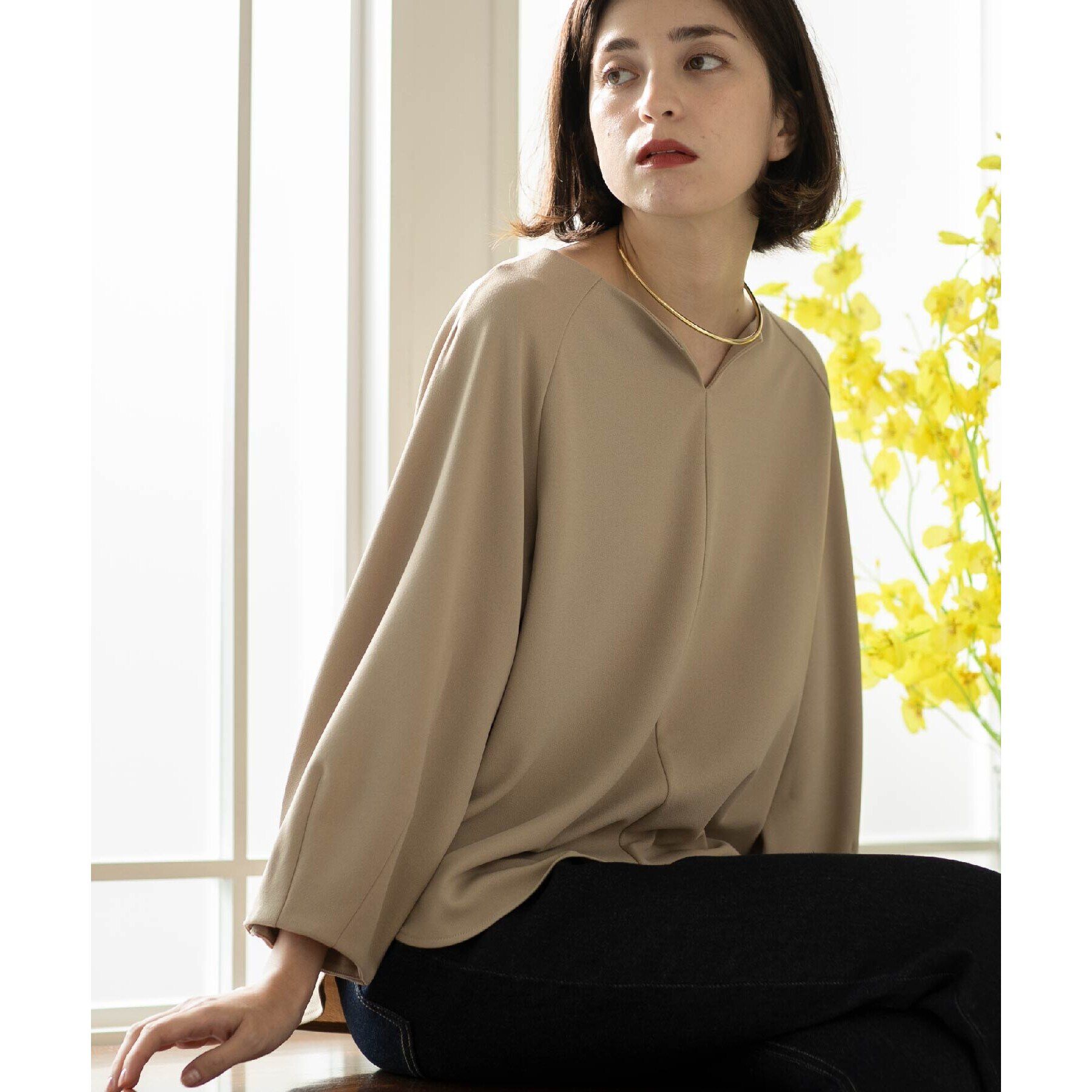 OPAQUE.CLIP「UV 袖口金ボタンキーネックトップス【吸水速乾/洗濯機洗い可】」|Tシャツ・カットソー|ベージュ(052)