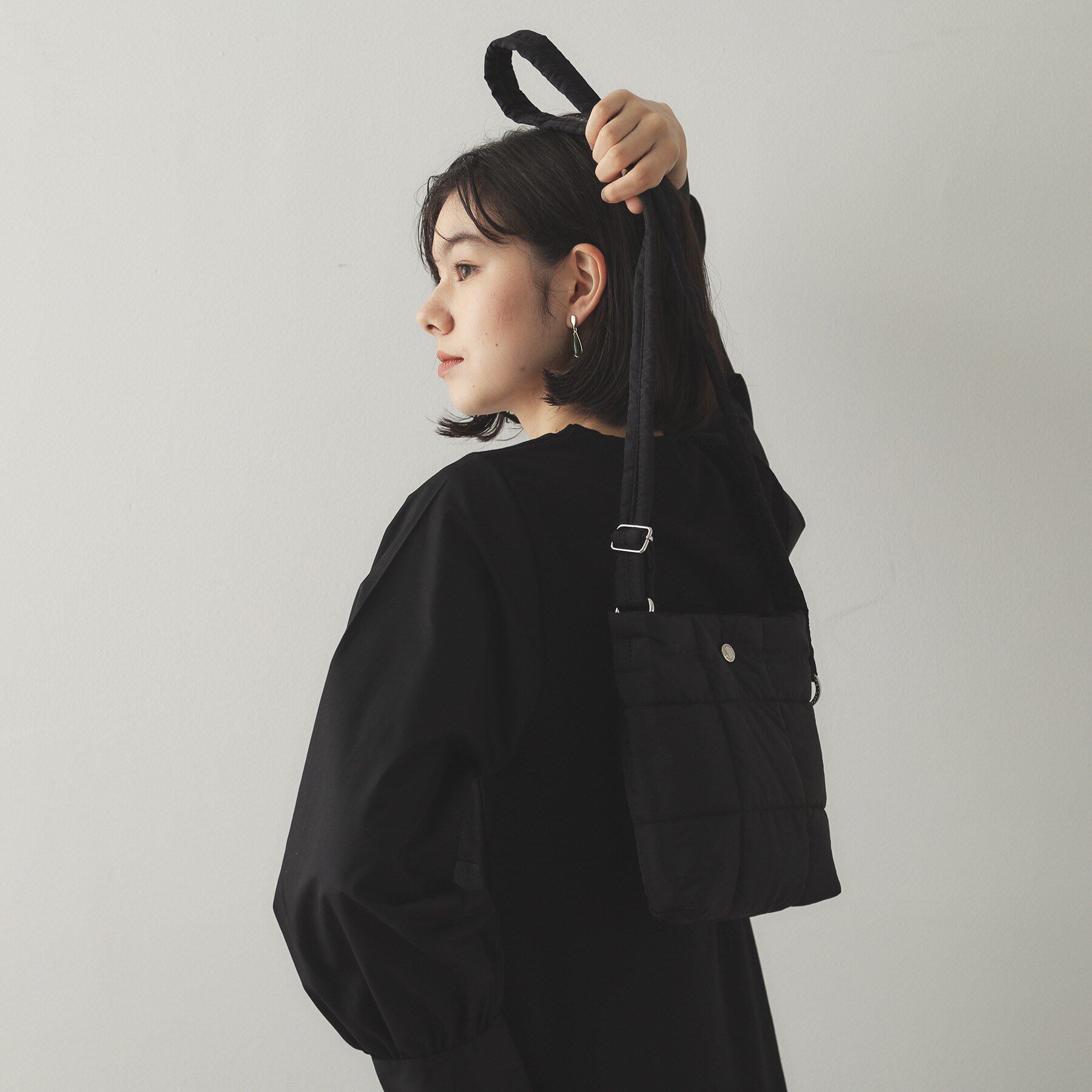 OPAQUE.CLIP「【10色展開／軽量／長さ調整可能】マチ付きクリアポケットミニショルダーバッグ」|ショルダー・メッセンジャー|ブラック(019)