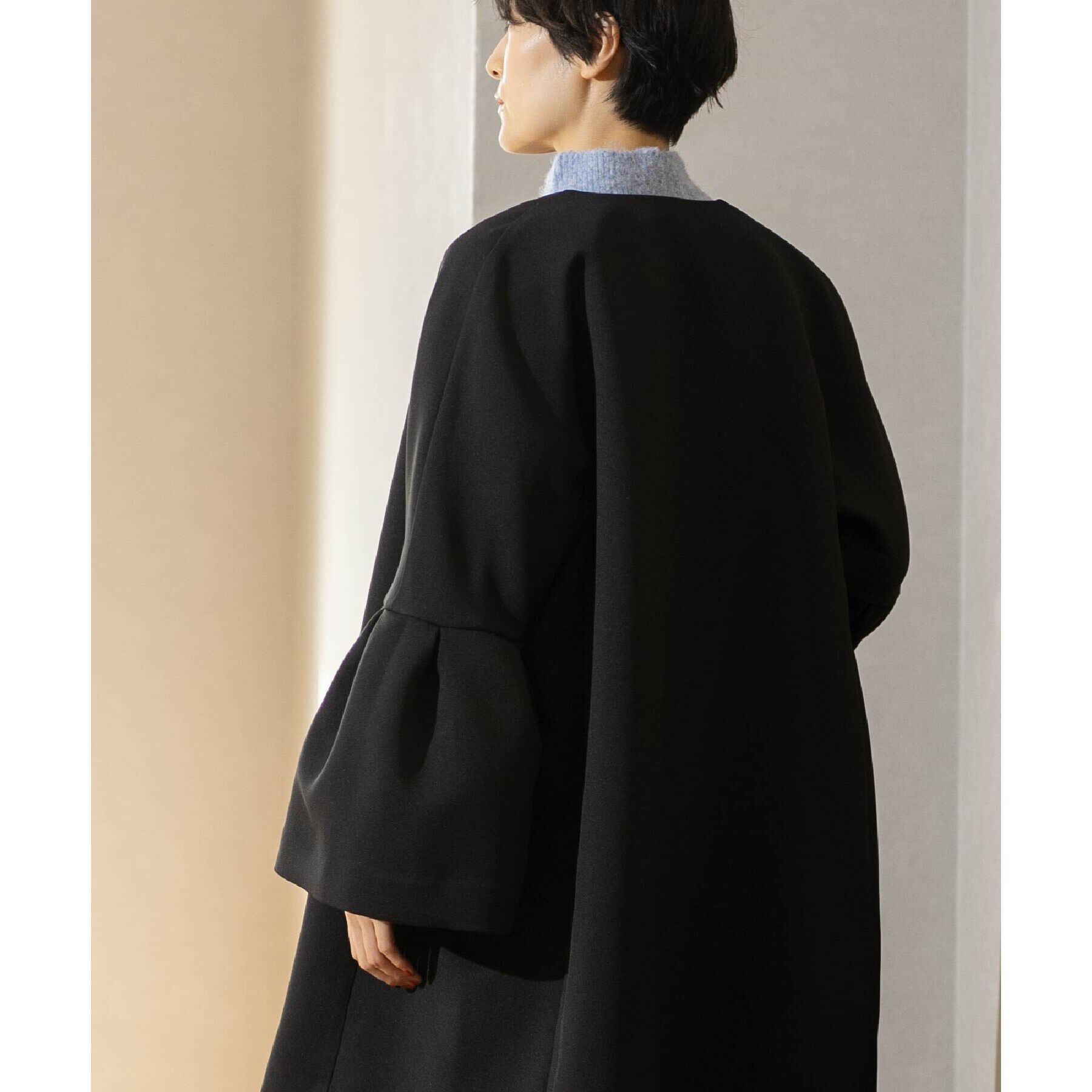 OPAQUE.CLIP「フレアスリーブミドルコート【洗える】」|ノーカラーコート|