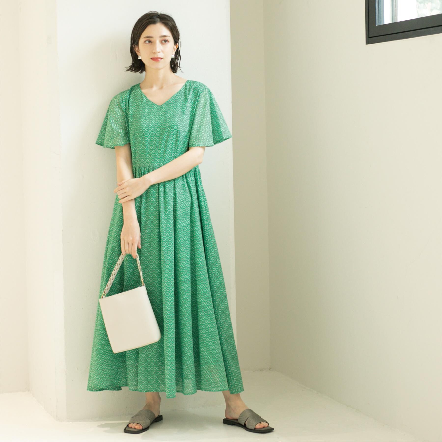 OPAQUE.CLIP「Vネックフィット＆フレアドレス/オーガニックコットン混【洗濯機洗い可】」|ワンピース|