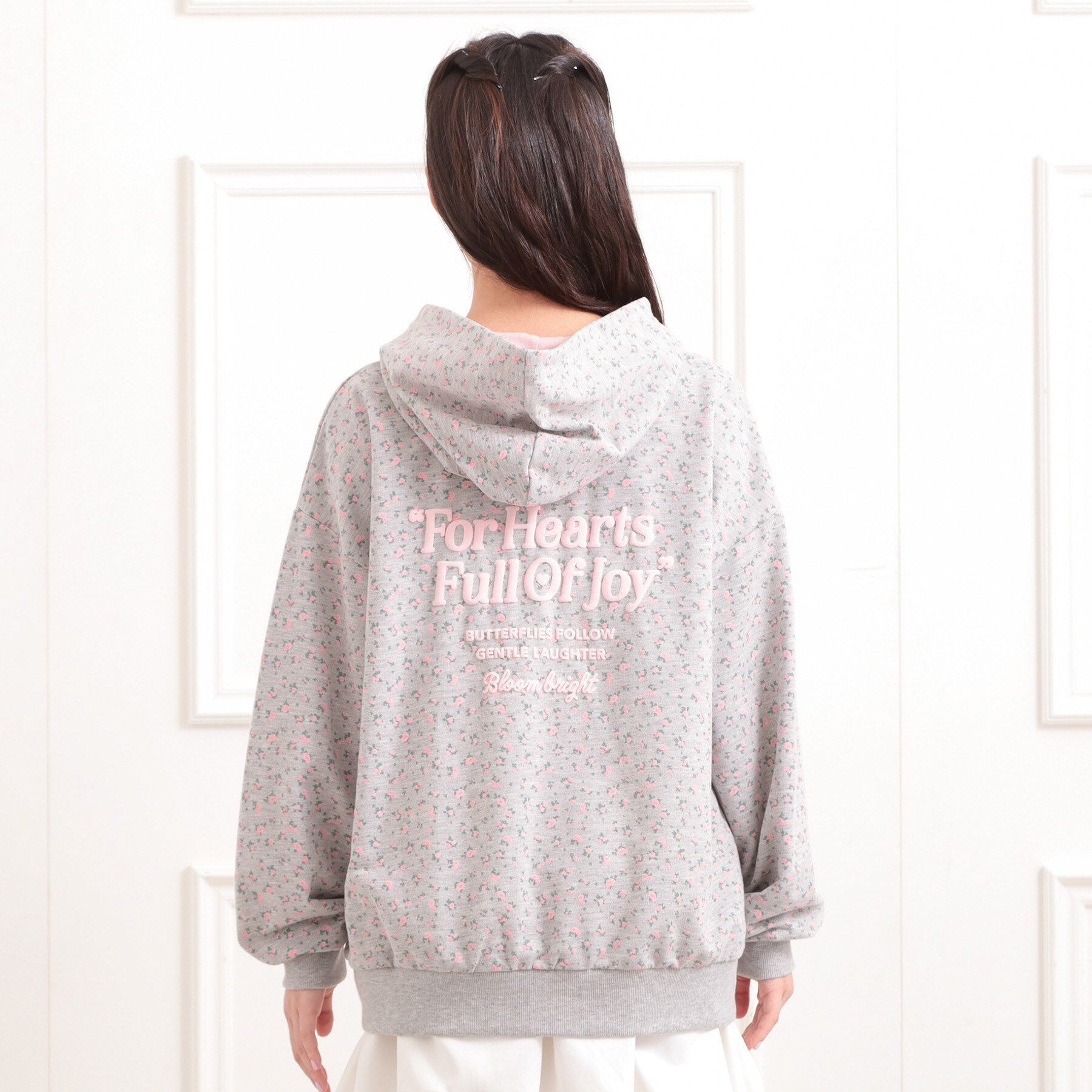 PINK-latte「バック発泡プリントパーカー」|パーカー|