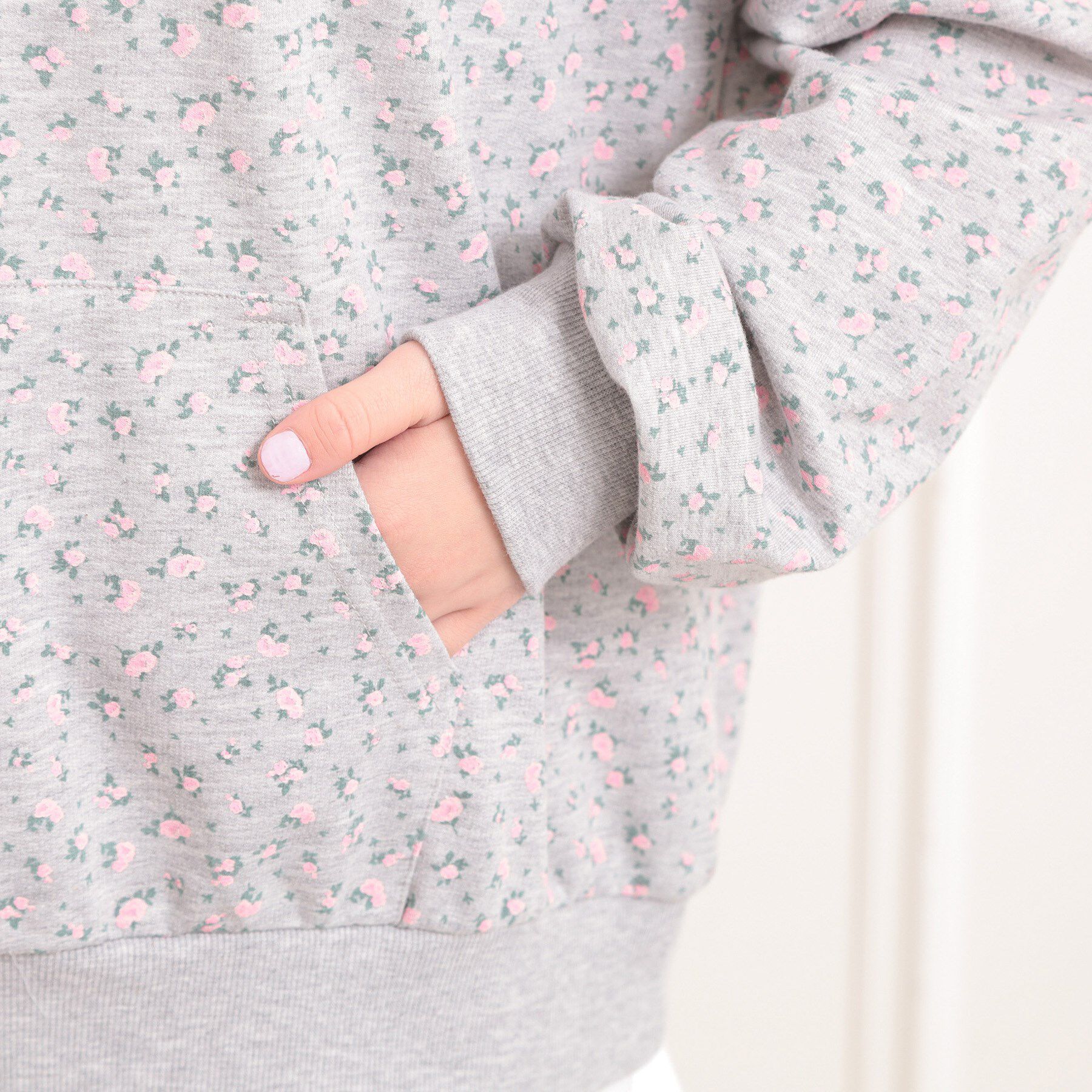 PINK-latte「バック発泡プリントパーカー」|パーカー|