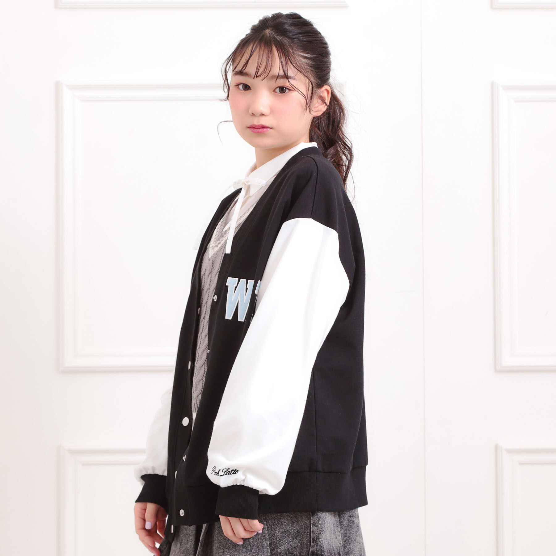 PINK-latte「Vネックカレッジアップリケ裏毛カーディガン」|カーディガン|