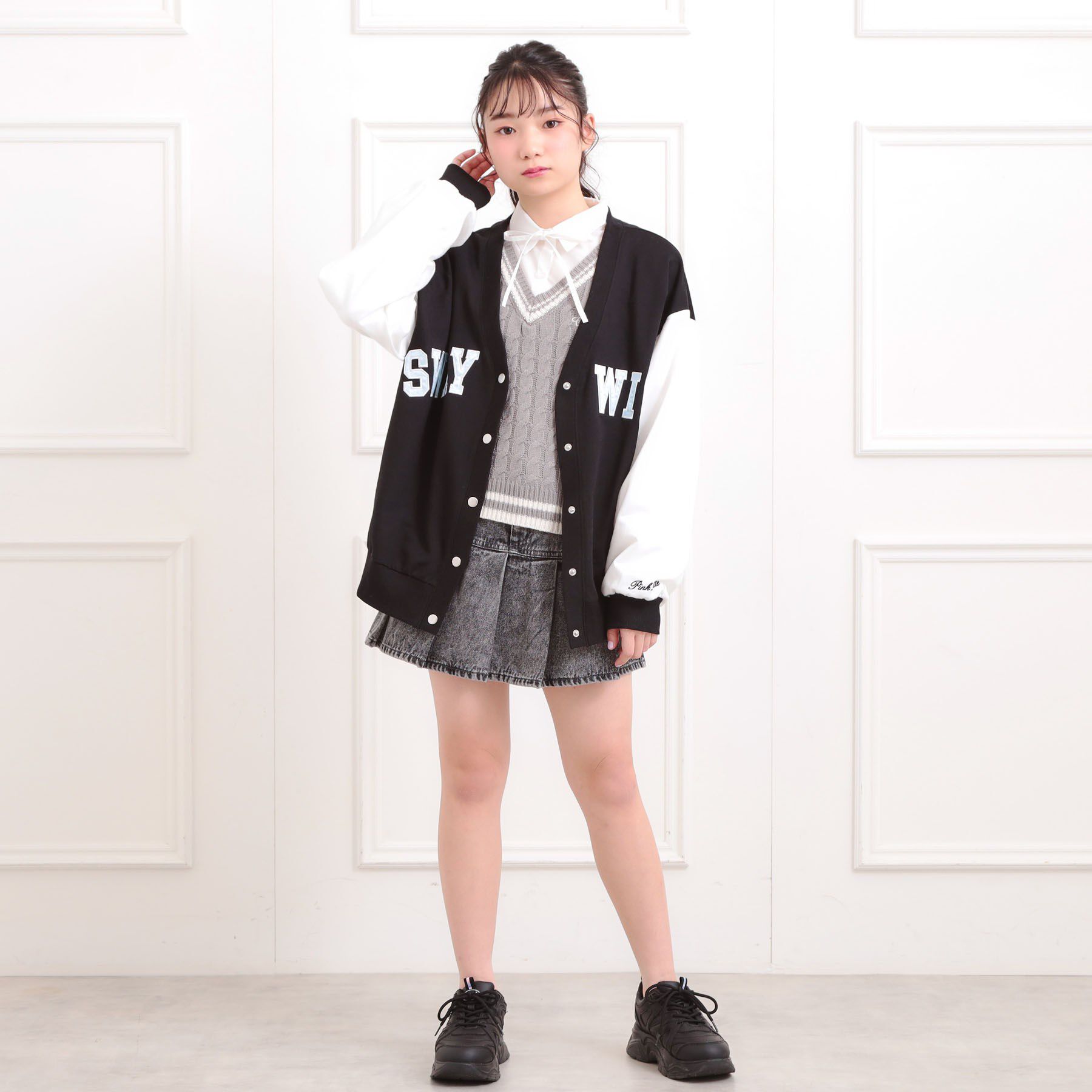 PINK-latte「Vネックカレッジアップリケ裏毛カーディガン」|カーディガン|