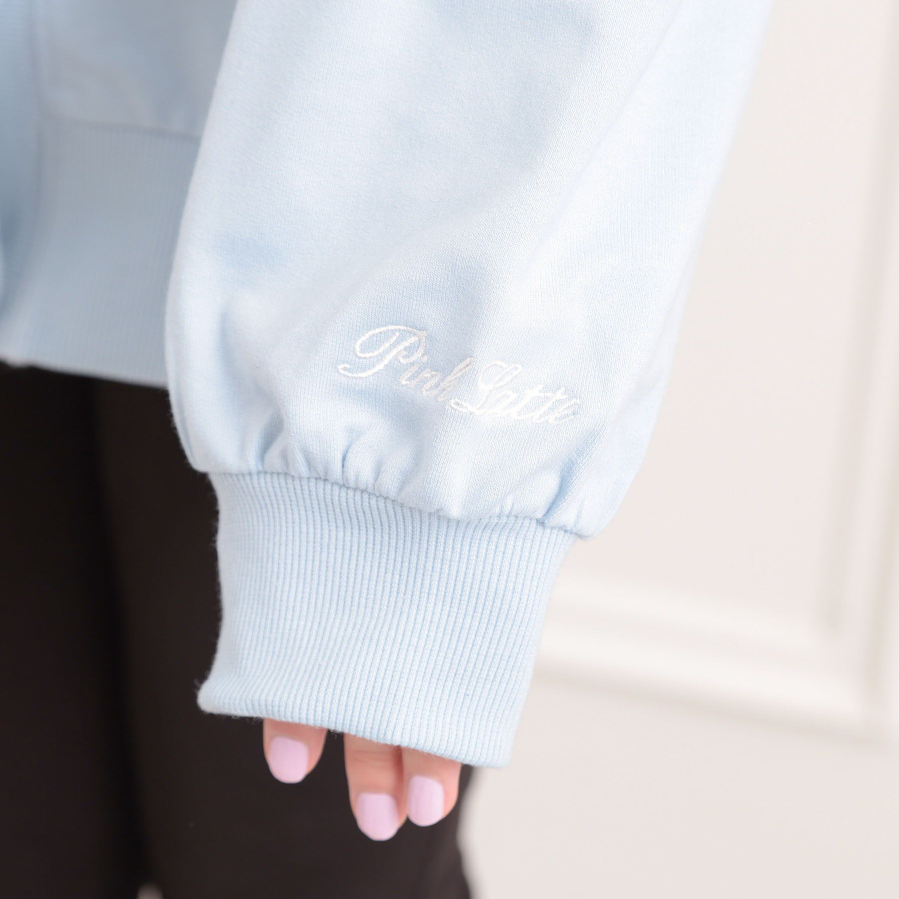 PINK-latte「Vネックカレッジアップリケ裏毛カーディガン」|カーディガン|