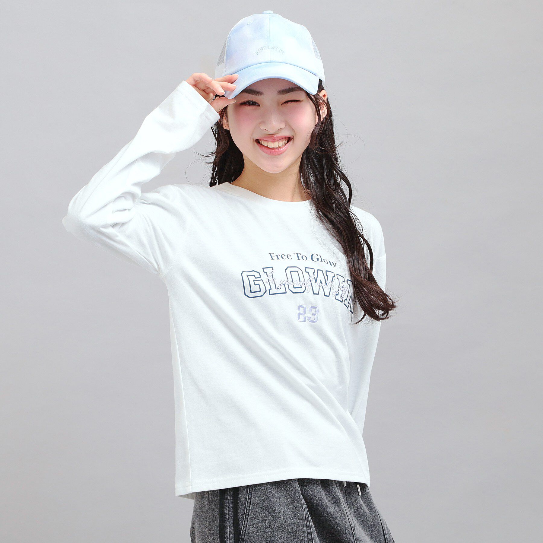 PINK-latte「プチプラカレッジロゴT」|Tシャツ・カットソー|オフホワイト(003