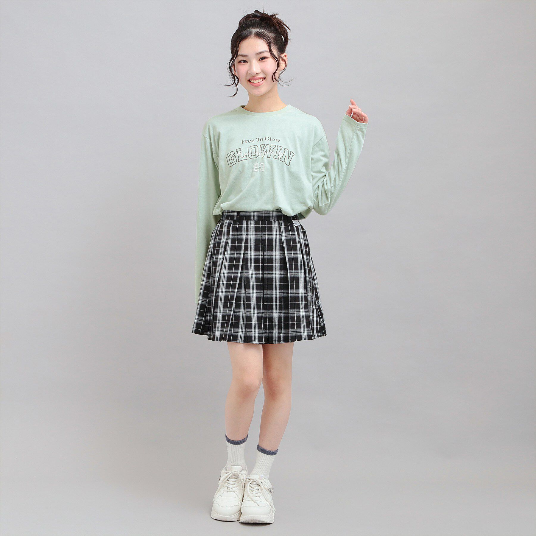 PINK-latte「プチプラカレッジロゴT」|Tシャツ・カットソー|