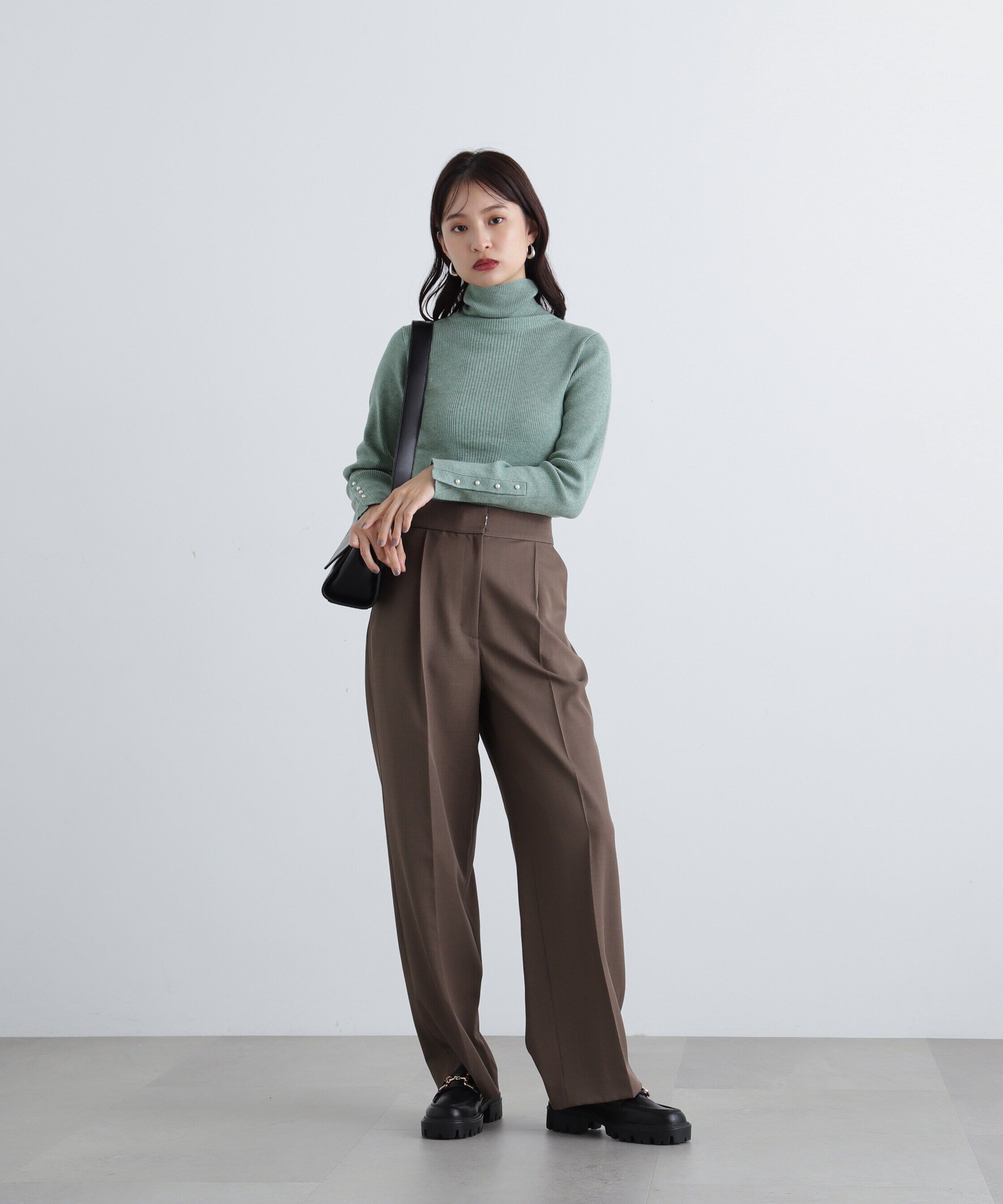  「パールボタンタートルネックニット《WEB限定商品》」|ニット・セーター|