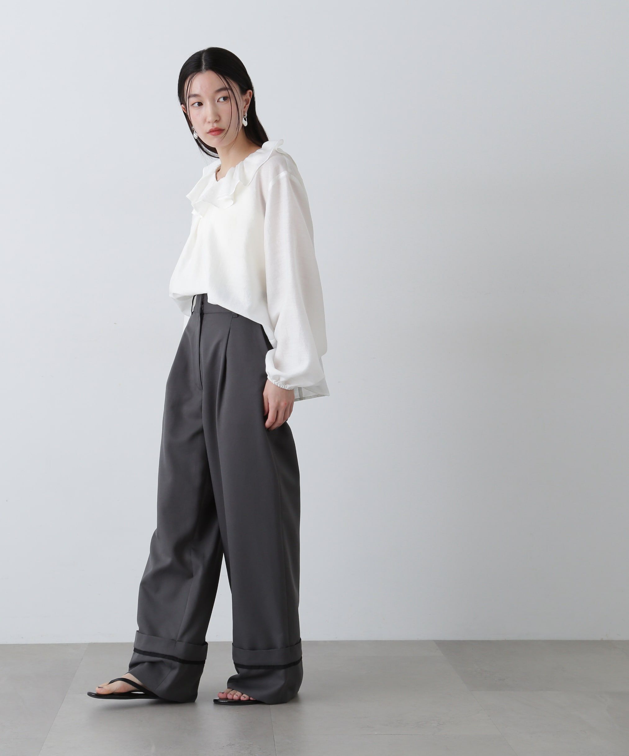  「ラッフルネックブラウス」|シャツ・ブラウス|