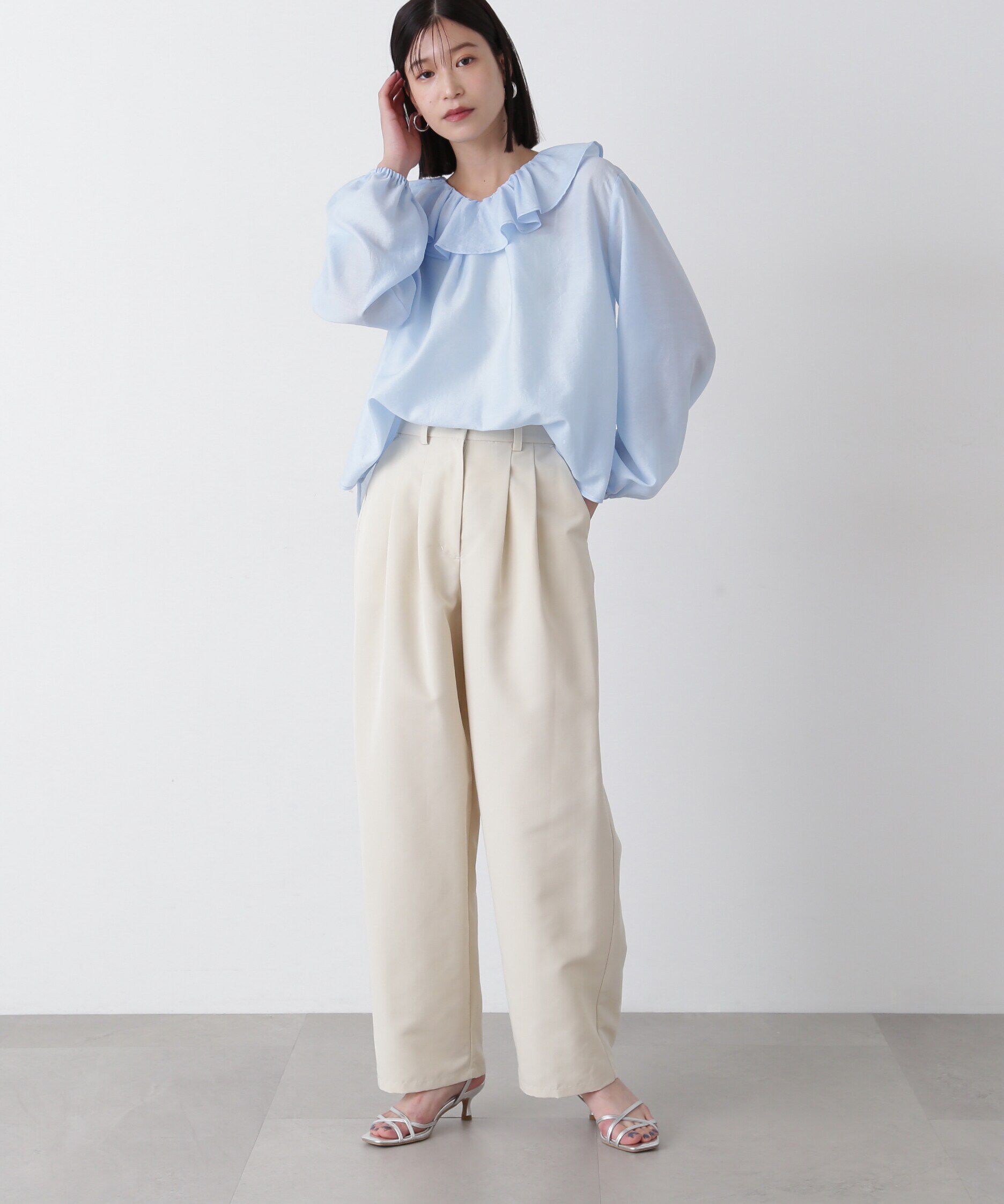  「ラッフルネックブラウス」|シャツ・ブラウス|