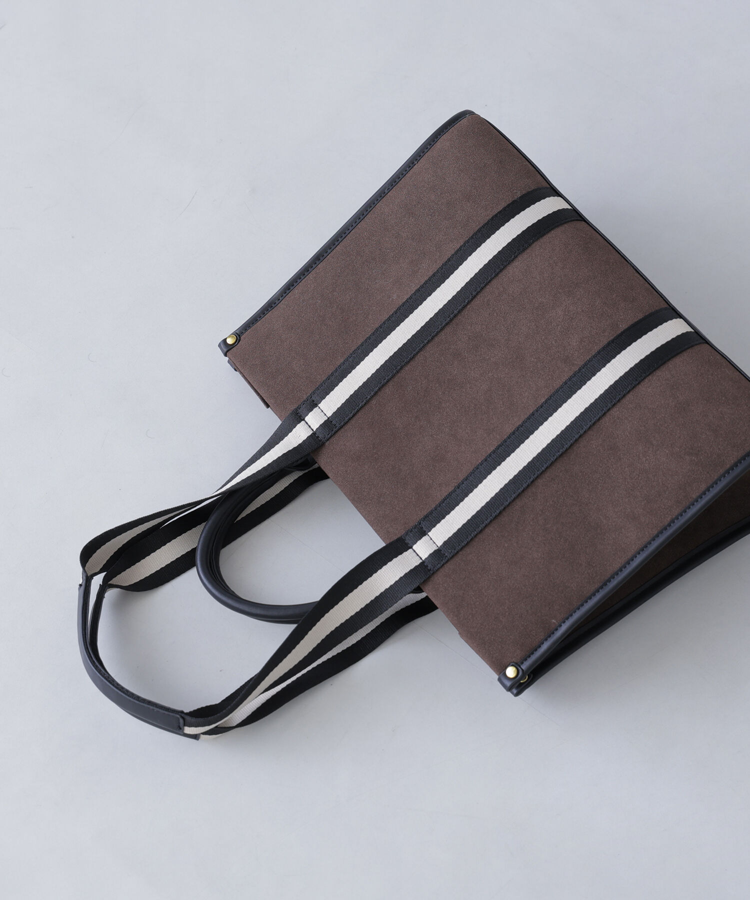  「スウェードタッチ2wayテープトートバッグ」|トートバッグ|ダークブラウ 1