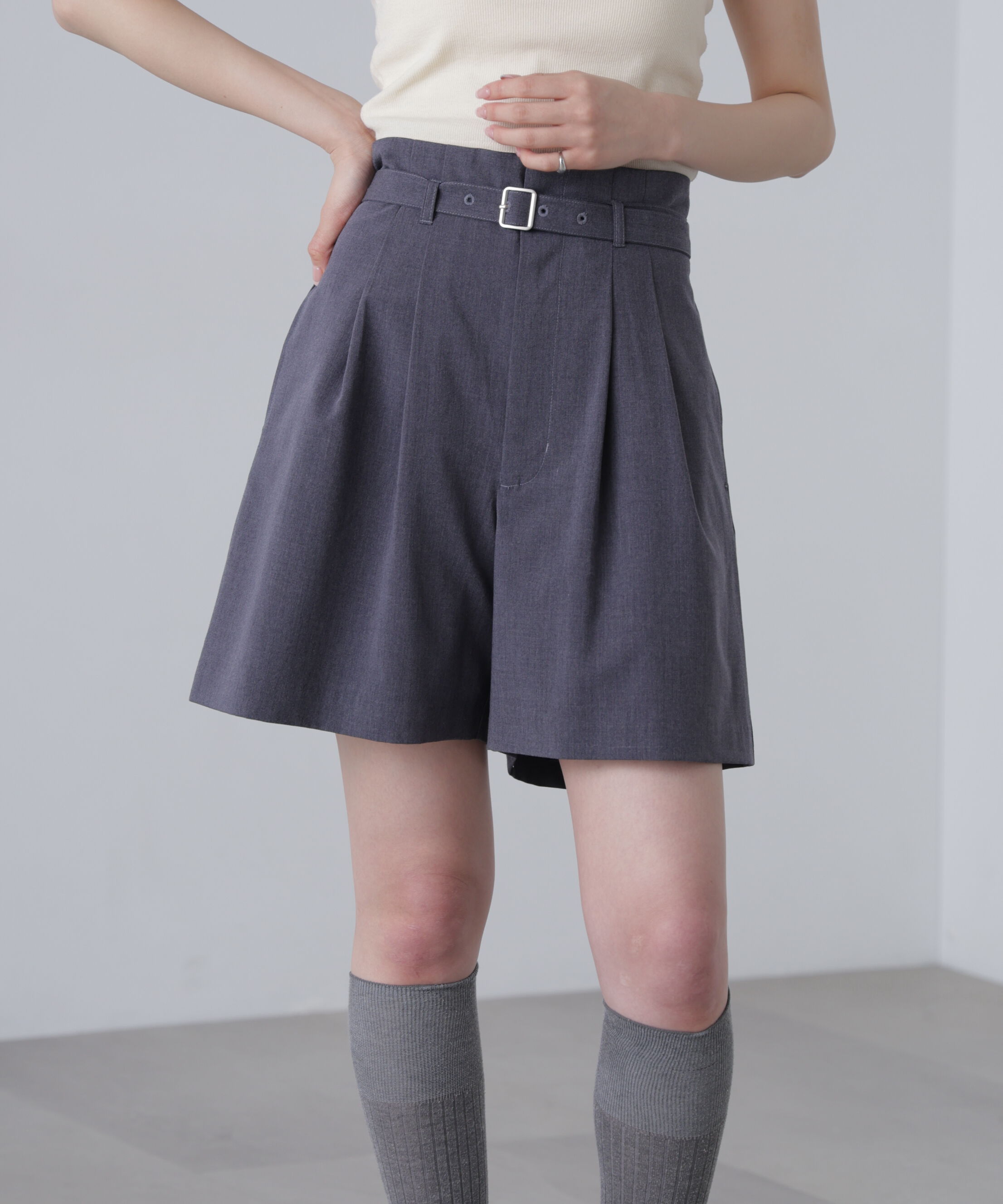  「ベルト付きダブルタックショートパンツ」|その他|