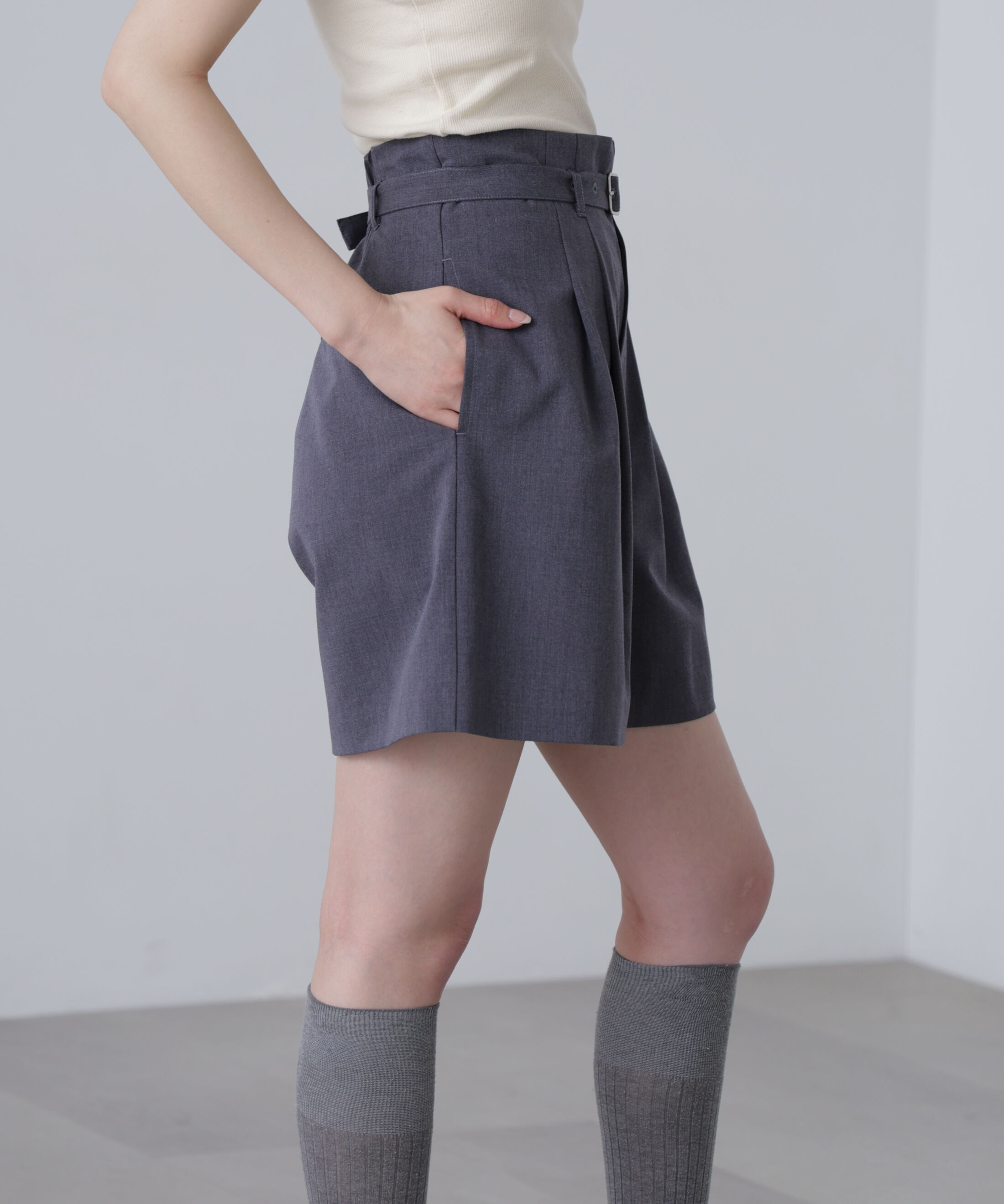  「ベルト付きダブルタックショートパンツ」|その他|