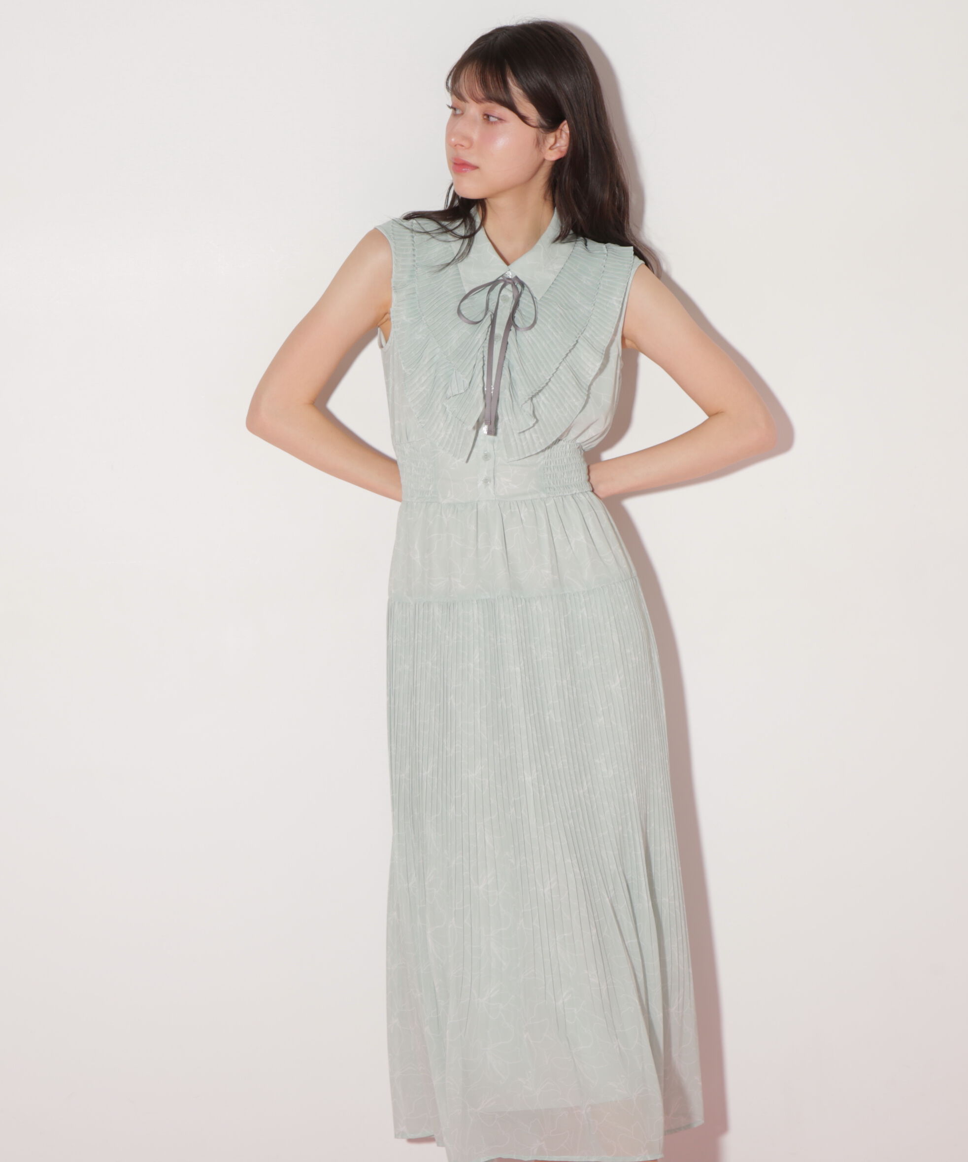  「プリーツフリルプリントワンピース」|ワンピース|