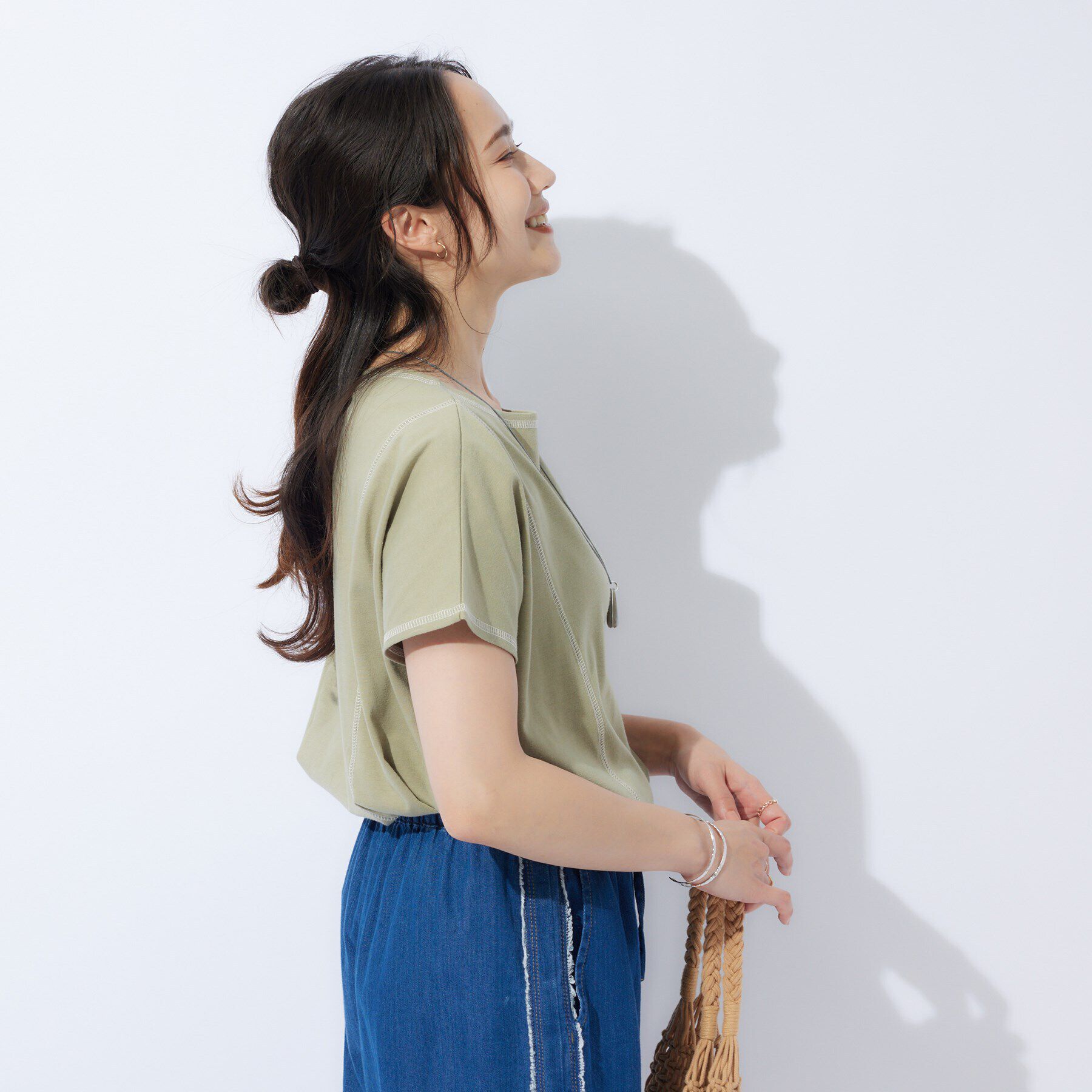 SHOO･LA･RUE「配色ステッチでこなれ見え ドルマンスリーブゆるTシャツ」|Tシャツ・カットソー|