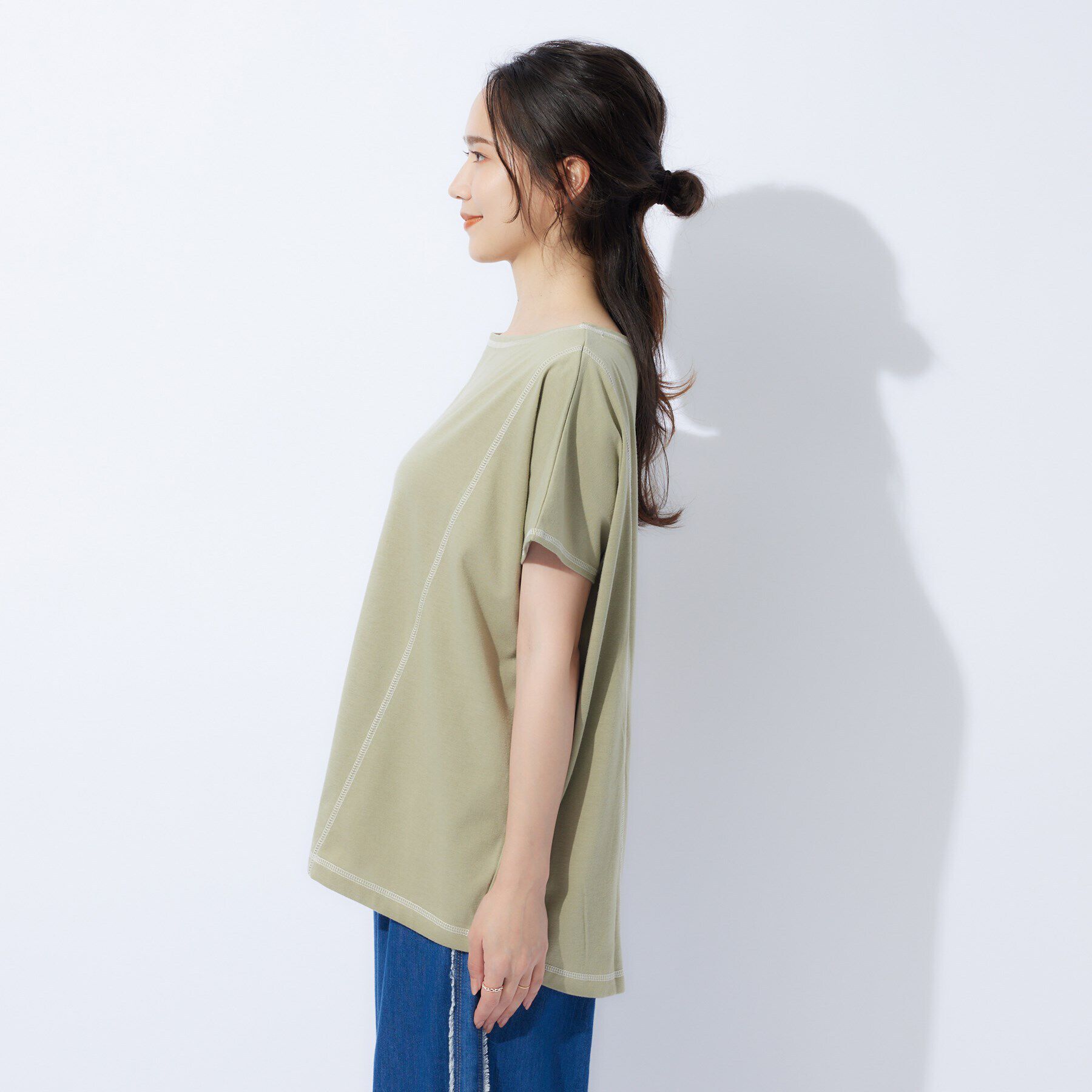 SHOO･LA･RUE「配色ステッチでこなれ見え ドルマンスリーブゆるTシャツ」|Tシャツ・カットソー|