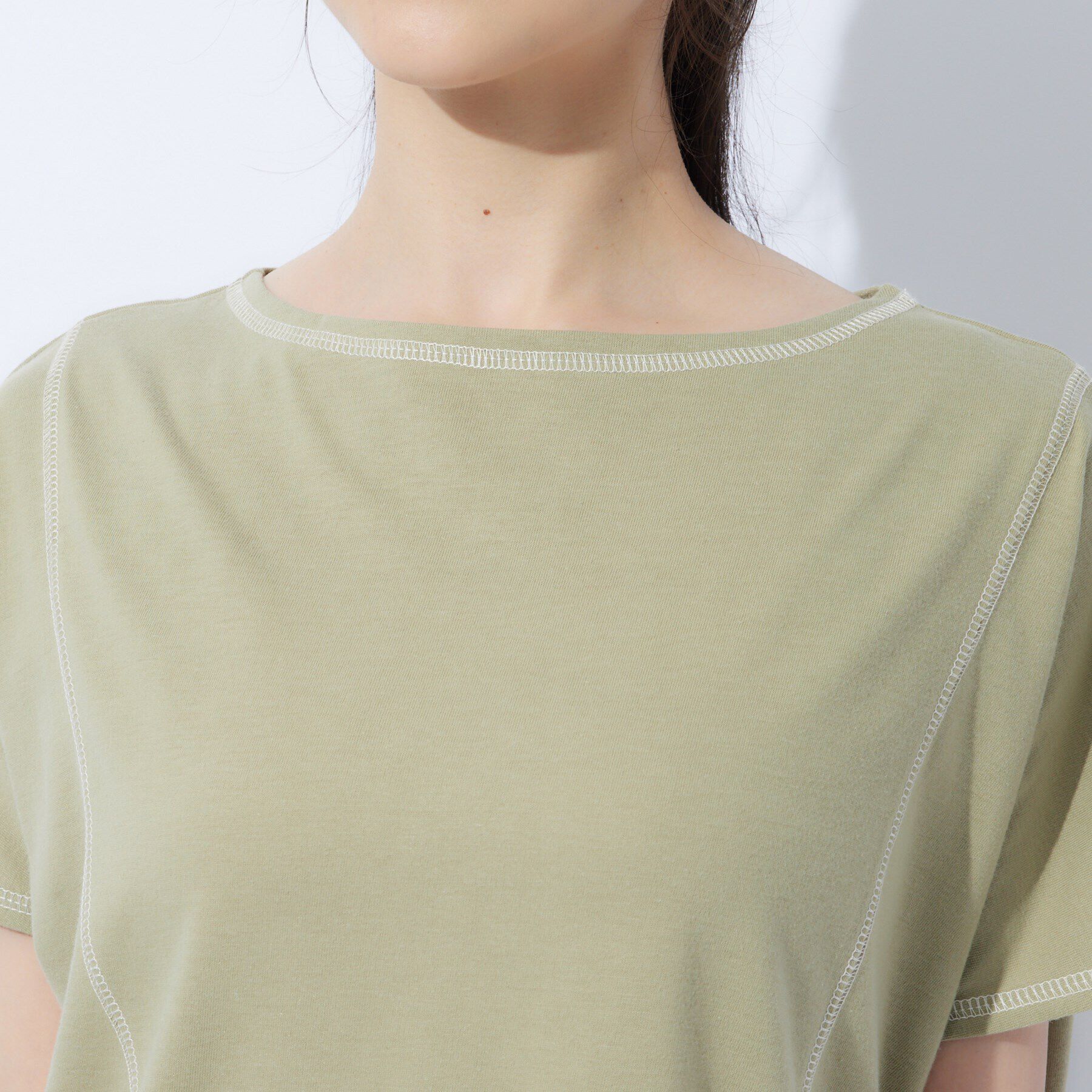 SHOO･LA･RUE「配色ステッチでこなれ見え ドルマンスリーブゆるTシャツ」|Tシャツ・カットソー|