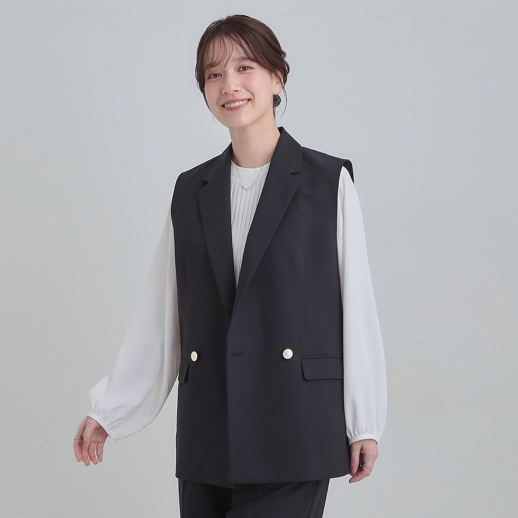 SHOO･LA･RUE「【セットアップ可/S-LL/洗濯機可】サッと軽やかに羽織りやすいWブレストジレ」|ベスト・ジレ|