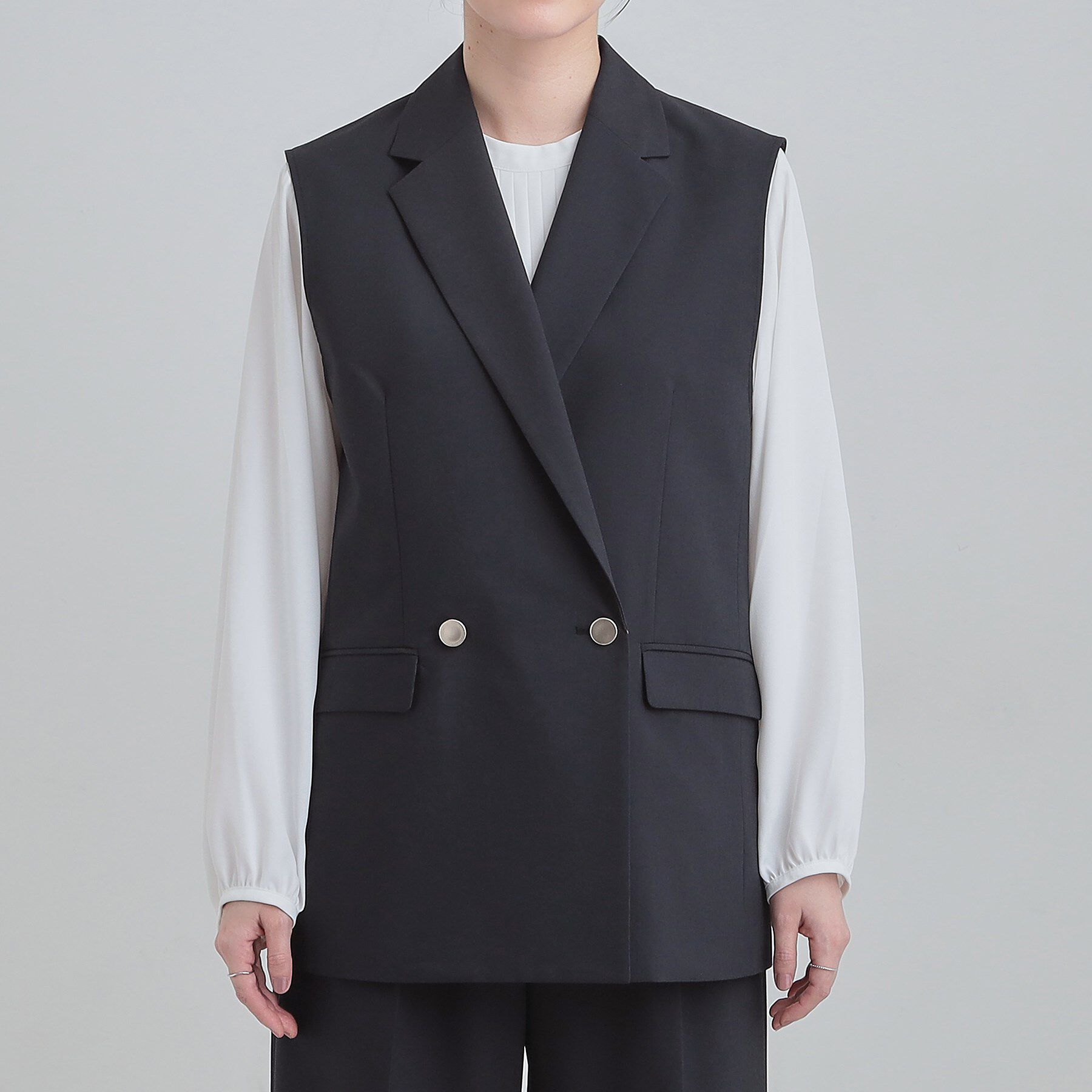 SHOO･LA･RUE「【セットアップ可/S-LL/洗濯機可】サッと軽やかに羽織りやすいWブレストジレ」|ベスト・ジレ|