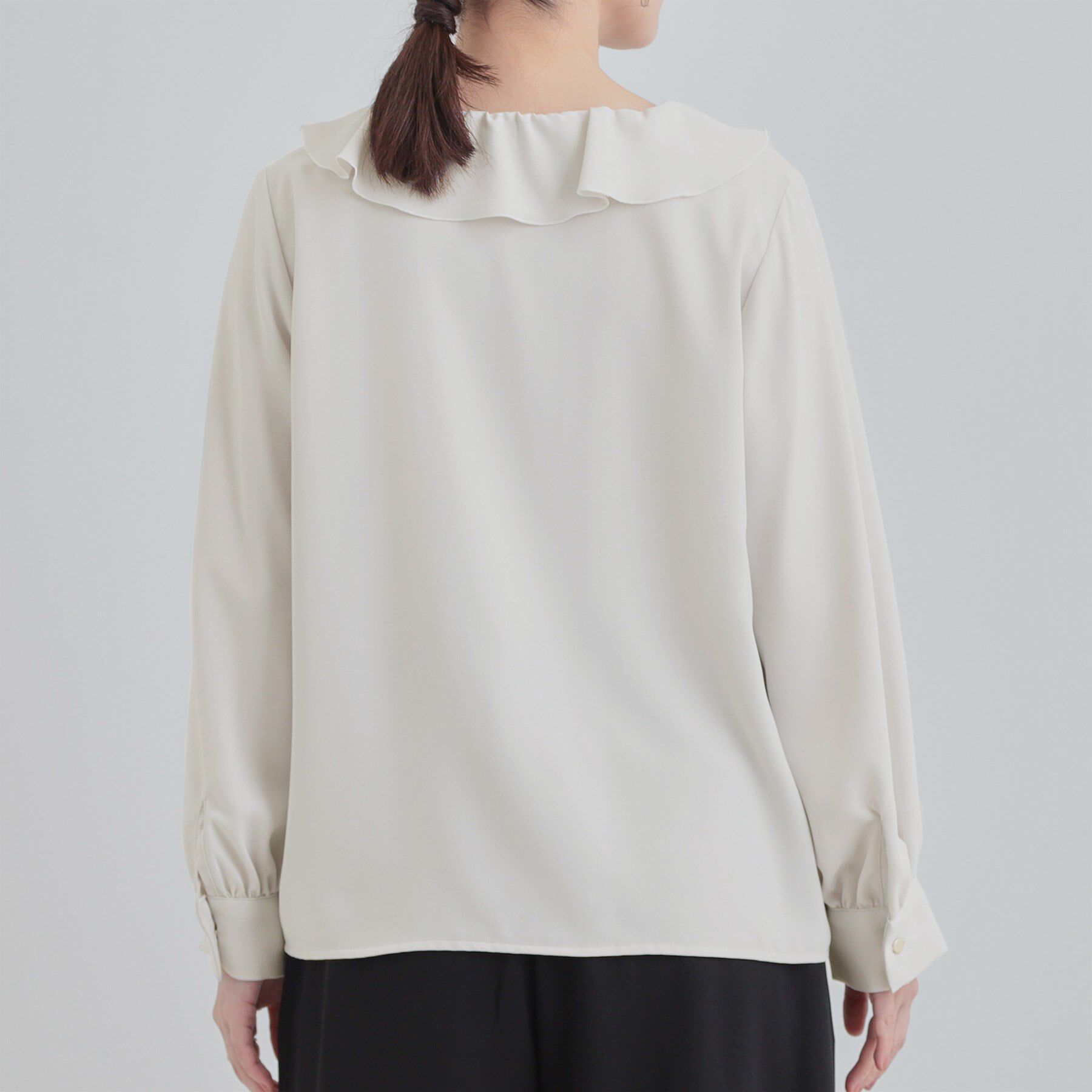 SHOO･LA･RUE「お顔周りを華やかに。フリルブラウス」|シャツ・ブラウス|