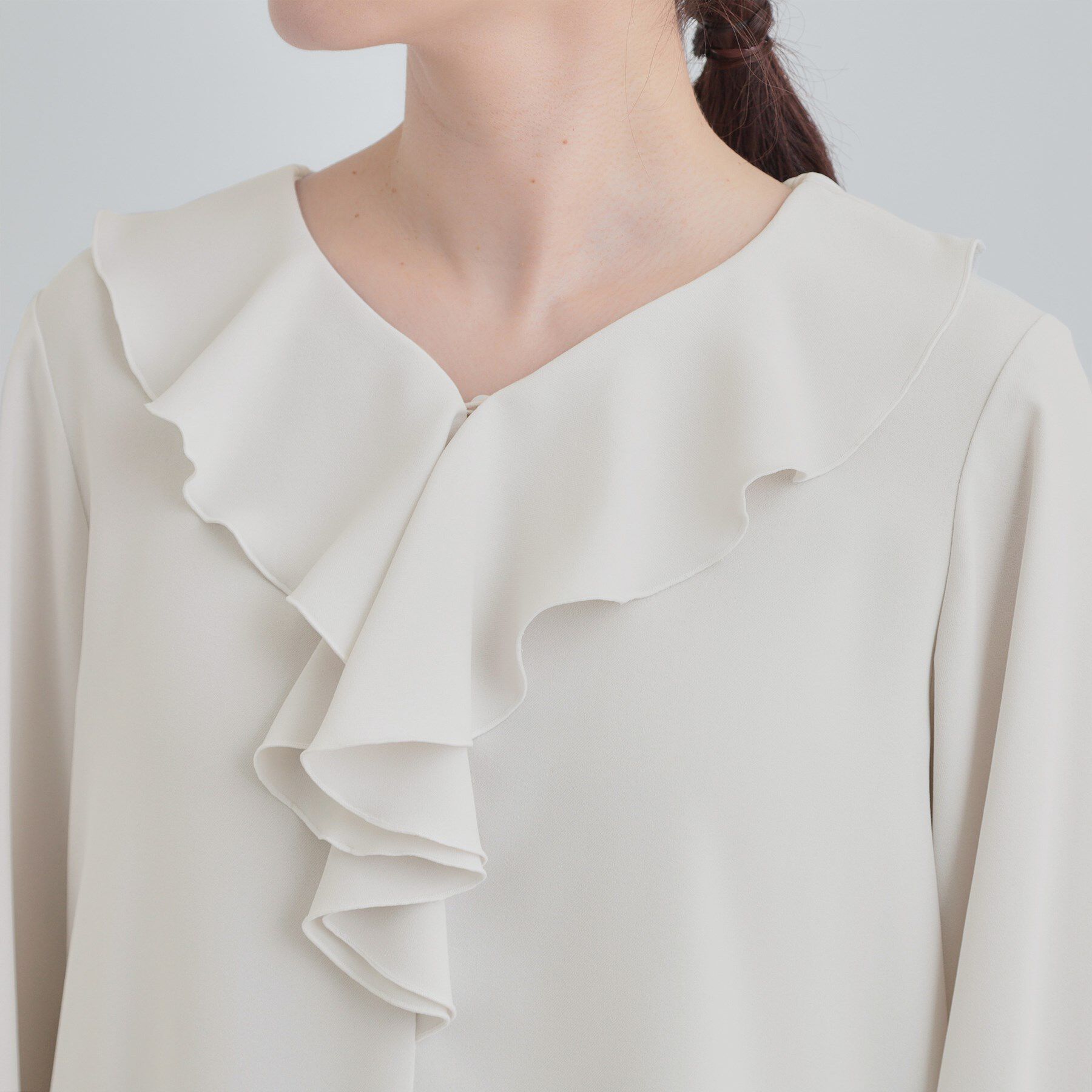 SHOO･LA･RUE「お顔周りを華やかに。フリルブラウス」|シャツ・ブラウス|