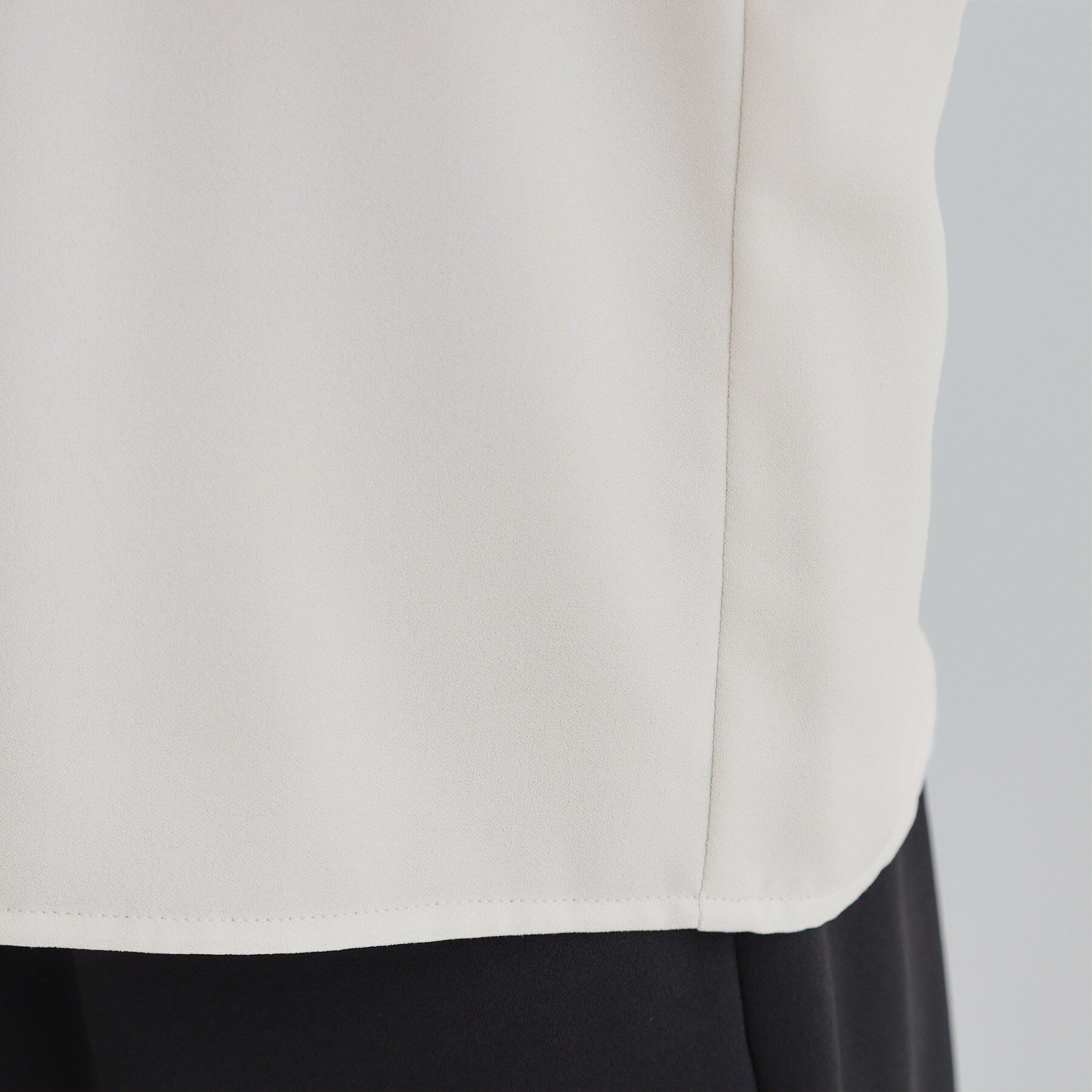 SHOO･LA･RUE「お顔周りを華やかに。フリルブラウス」|シャツ・ブラウス|