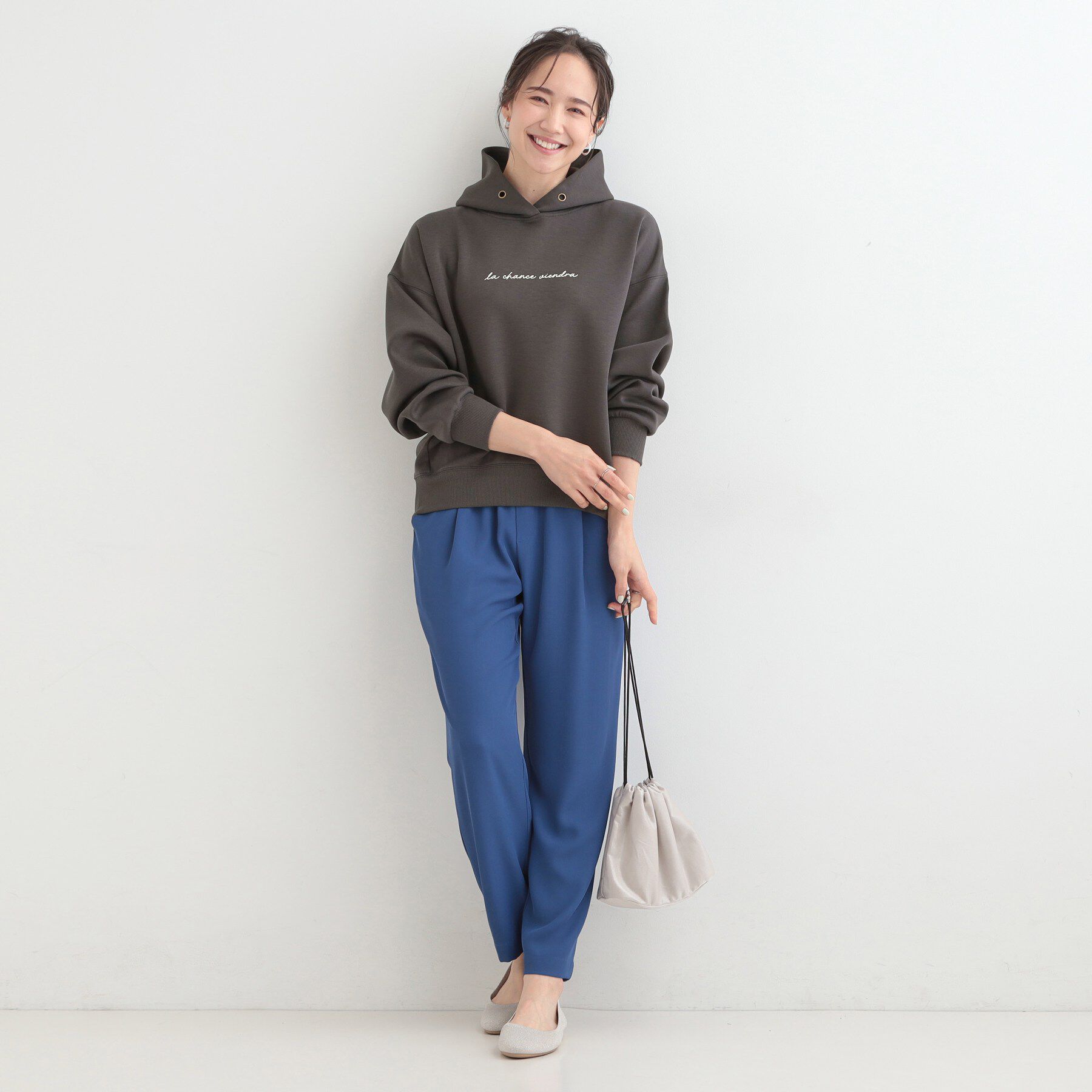 SHOO･LA･RUE「【S-LL/なめらかタッチ】ロゴフーディ」|パーカー|