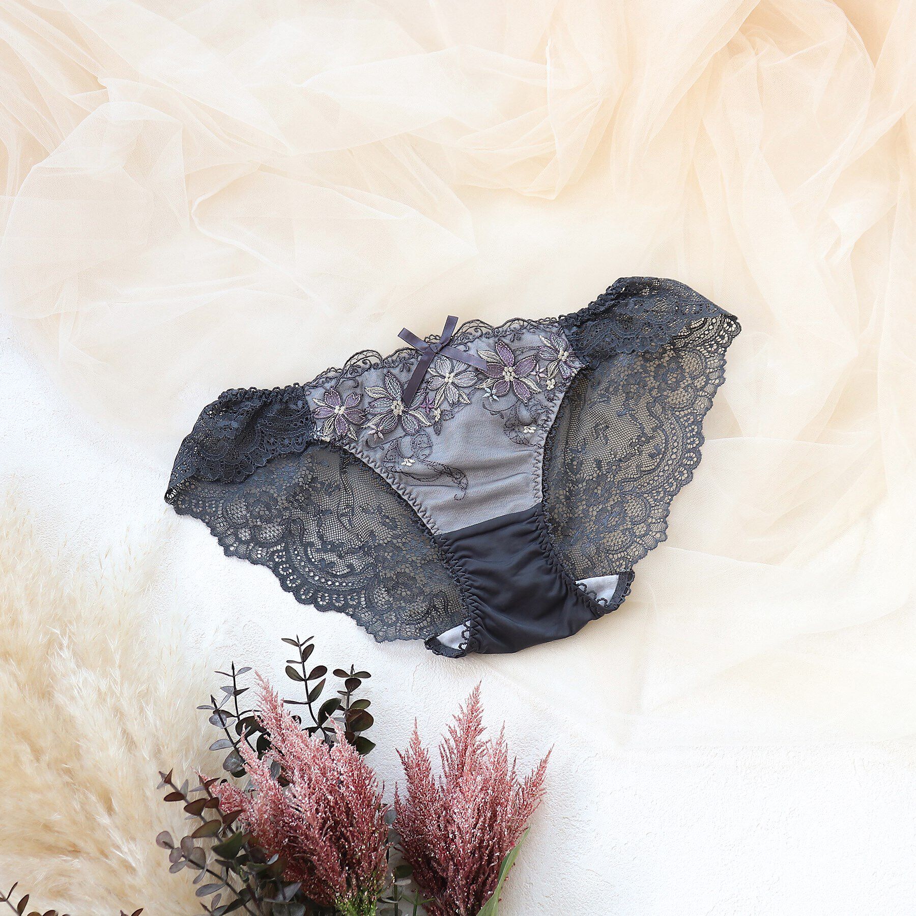 Risa Magli「メイヤ レースショーツ」|インナー|グレー(010)