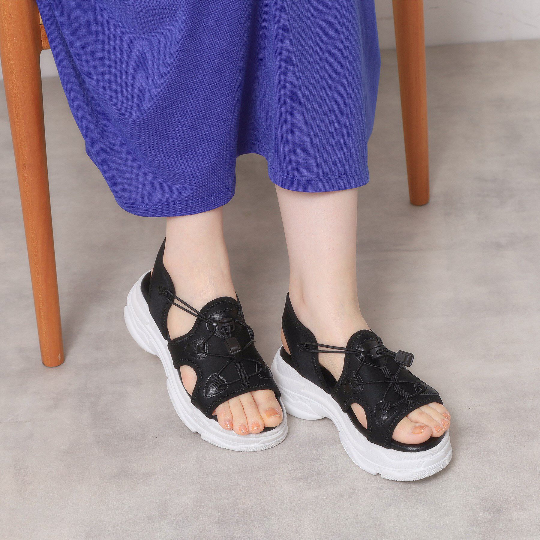 ITS&rsquo;DEMO「【M・L展開】厚底スポサン」|サンダル|