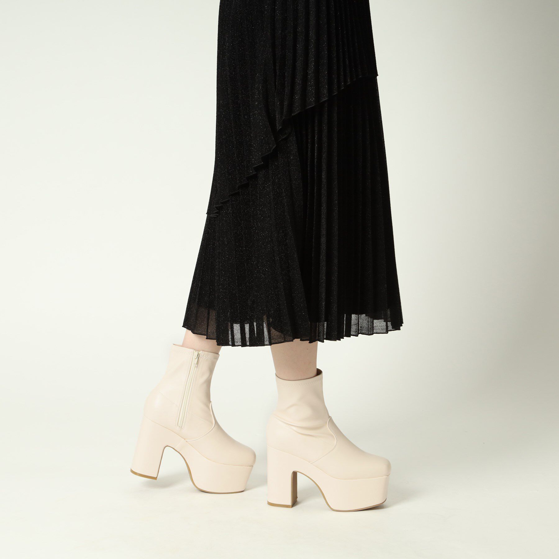 csT&P「スクウェアヒールストレッチブーツ」|ショートブーツ|