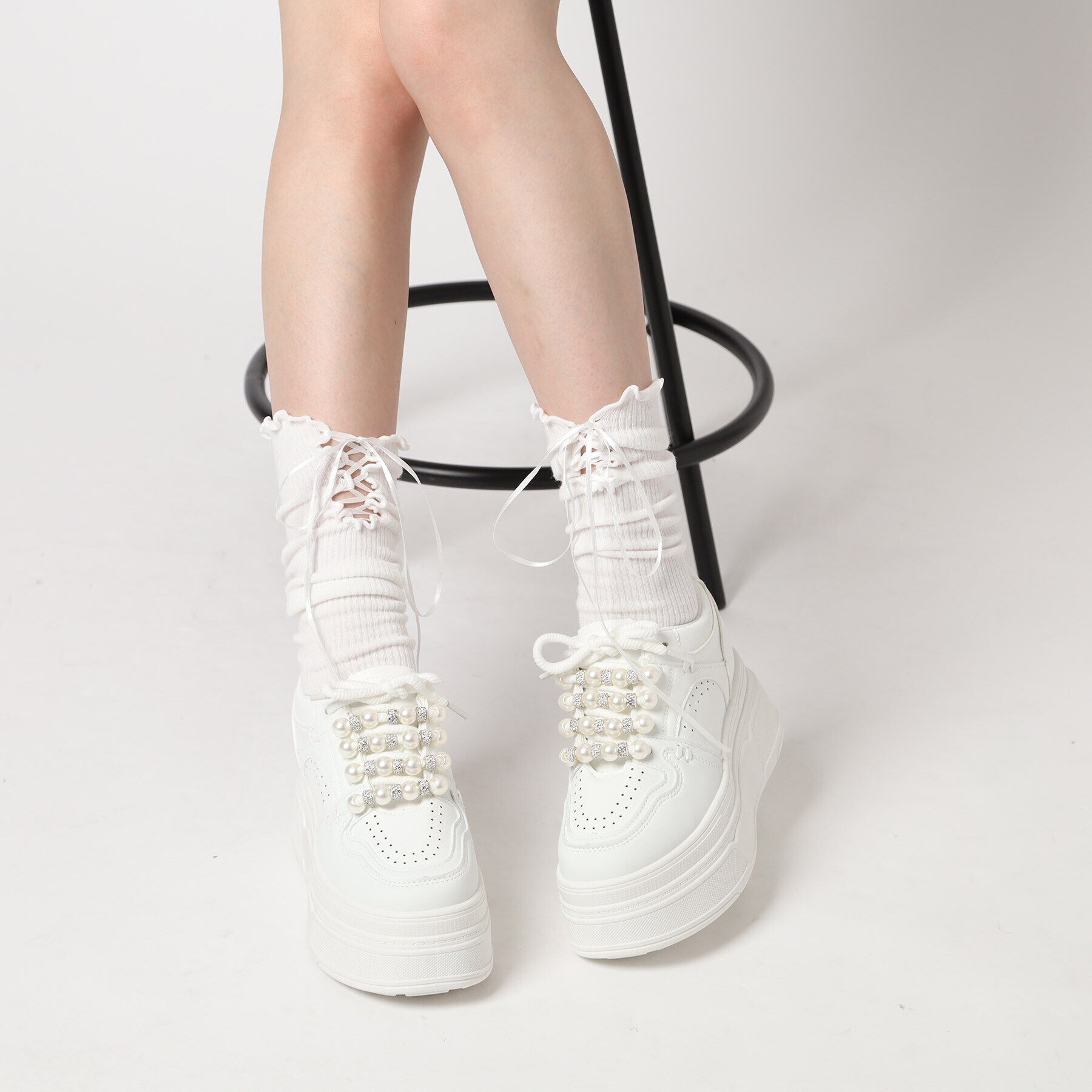 csT&P「厚底パール調付きスニーカー」|スニーカー|