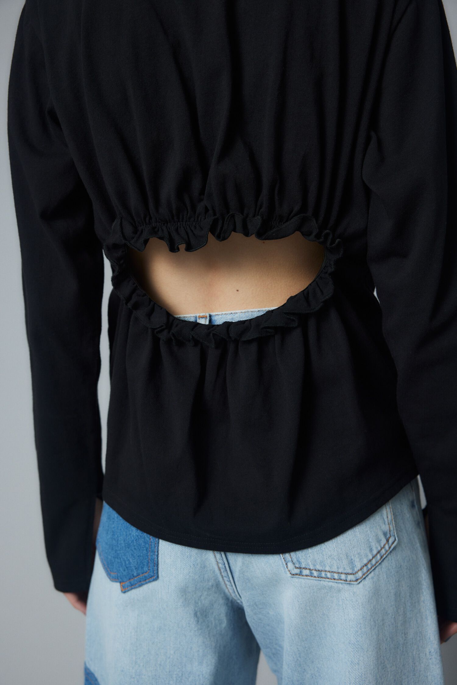 HeRIN.CYE「Back open gather tops」|Tシャツ・カットソー|